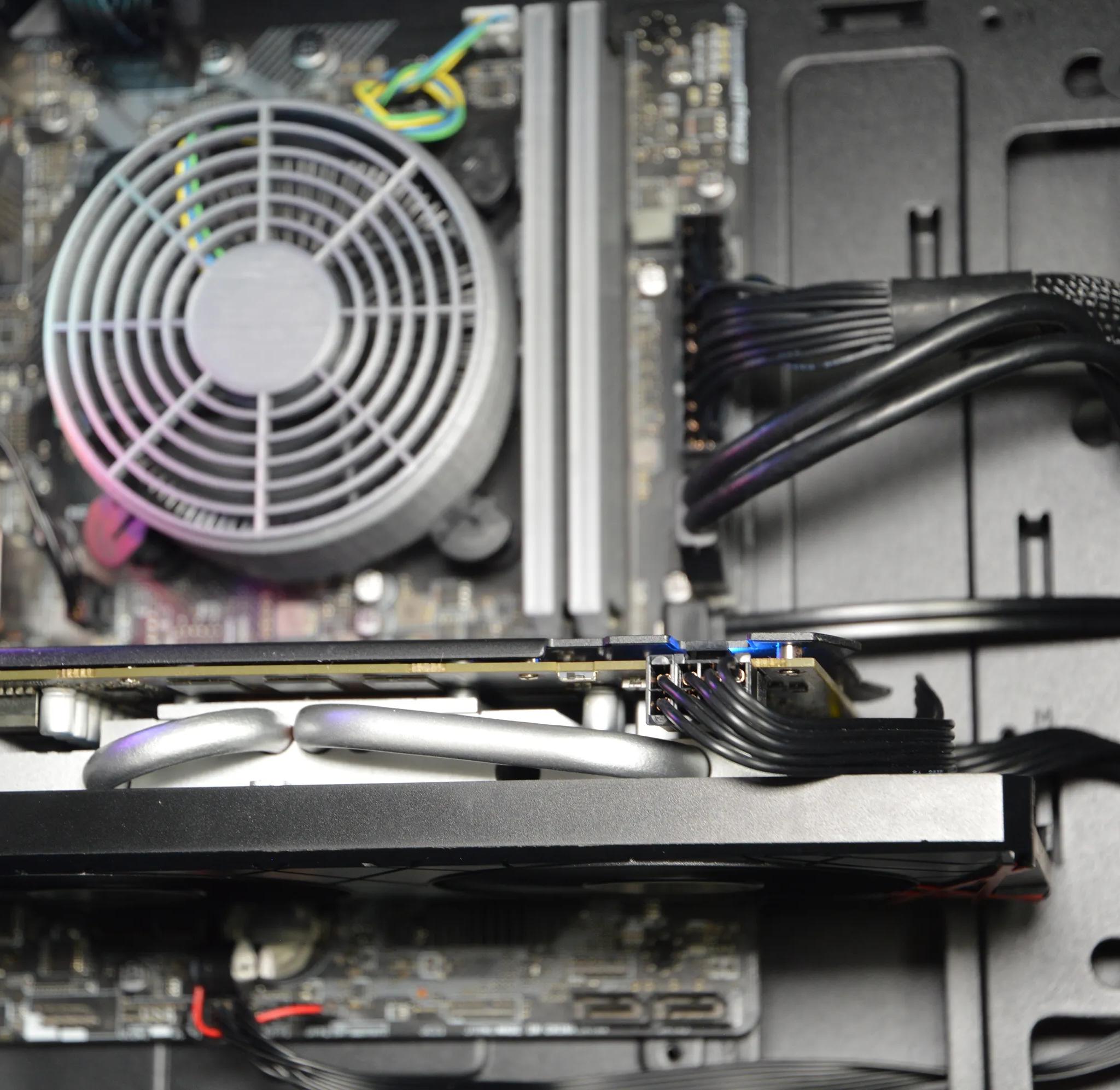 🍱🍱| RX 580 8GB | INTEL i3 8100 | 16GB DDR4 RAM | 512GB SATA SSD | Lunch Box 2.0 |