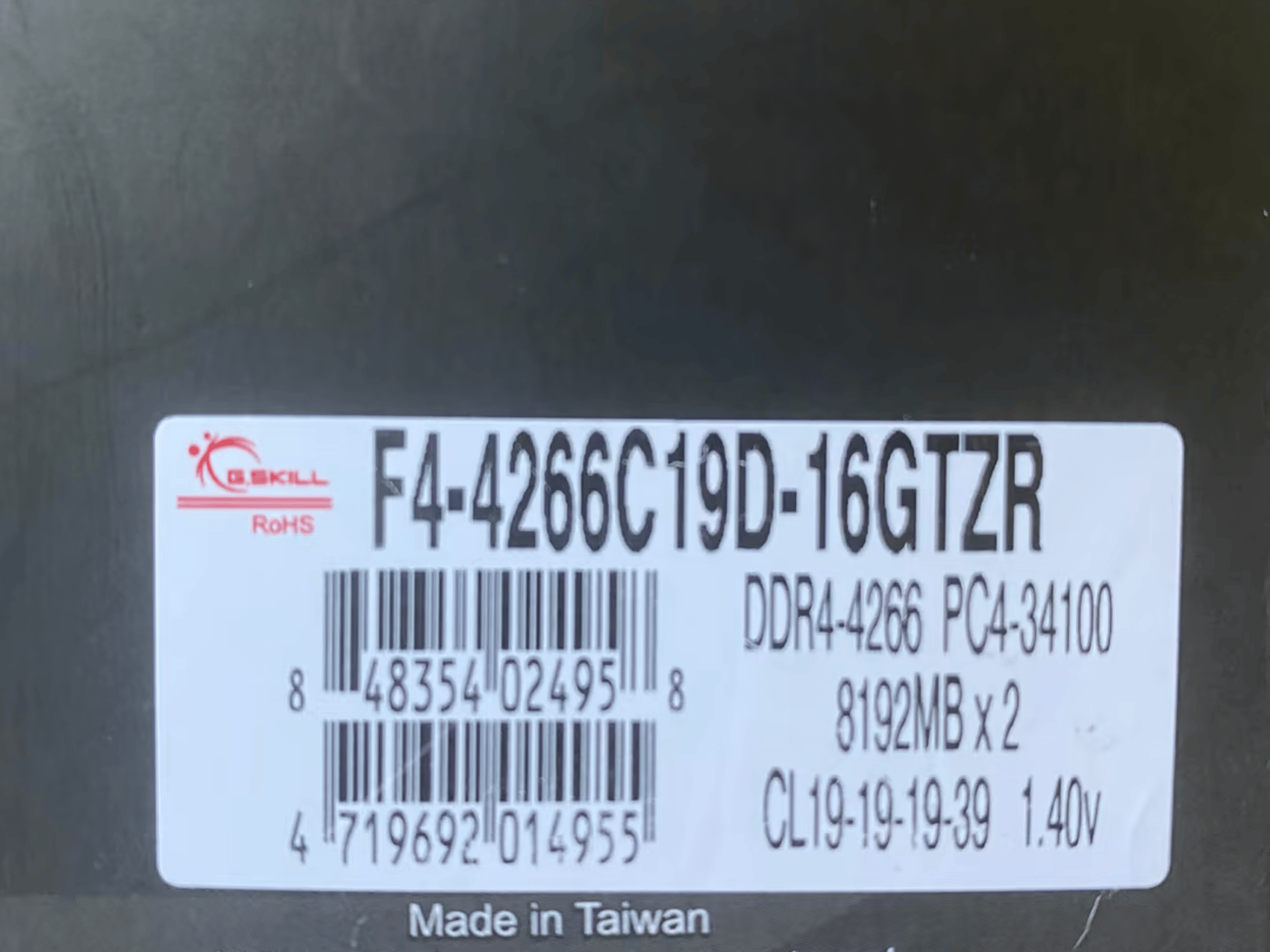 Trident Z RGB Ram 4x8GB (32GB) 4266Mhz C19 (19-19-19-36) 1.4V B.Die