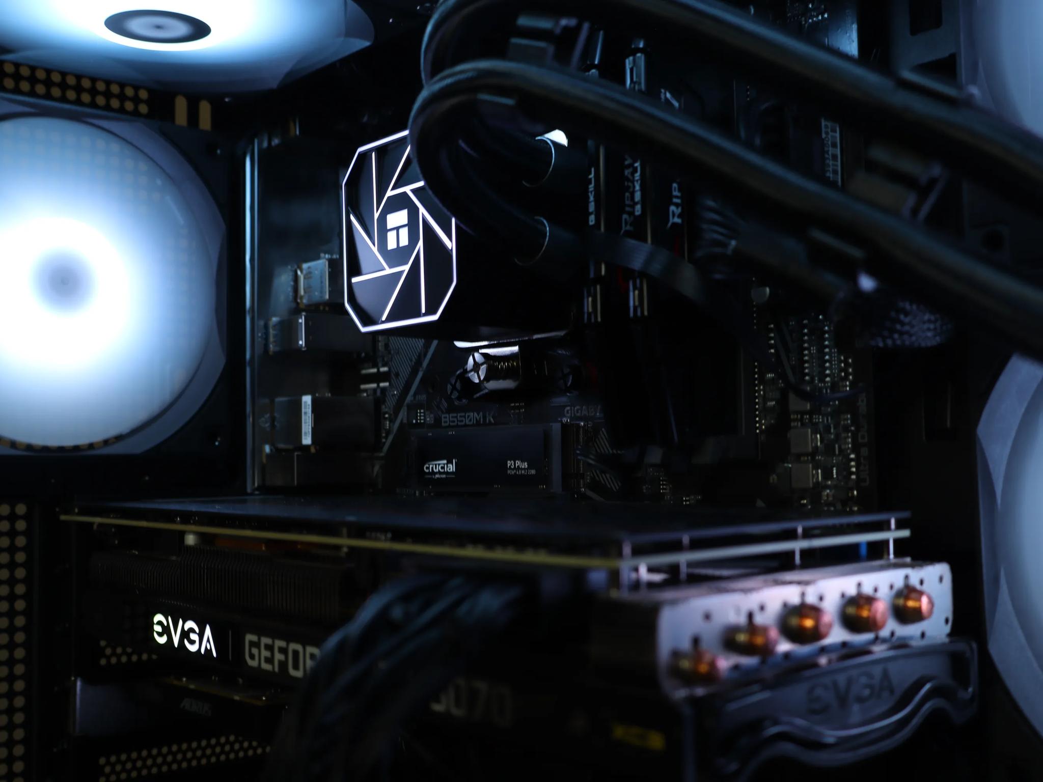 'Shadow' RTX 3070 Gaming PC, Ryzen 5 5600X, 32 GB DDR4, 1 TB SSD, RGB