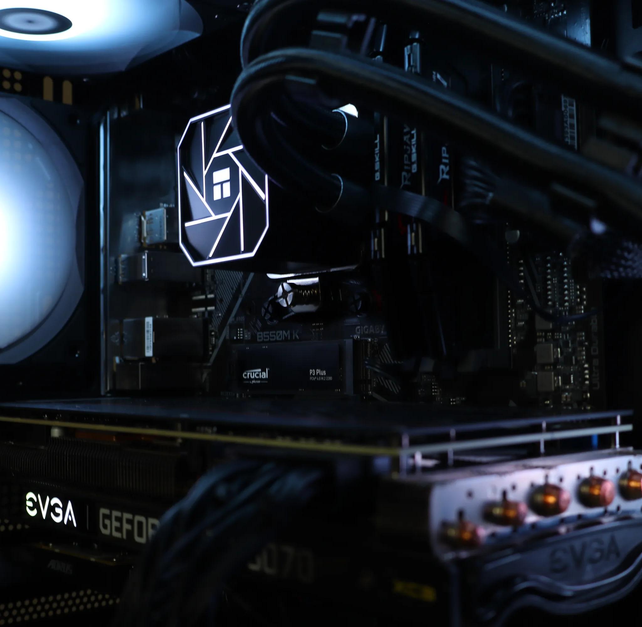 'Shadow' RTX 3070 Gaming PC, Ryzen 5 5600X, 32 GB DDR4, 1 TB SSD, RGB