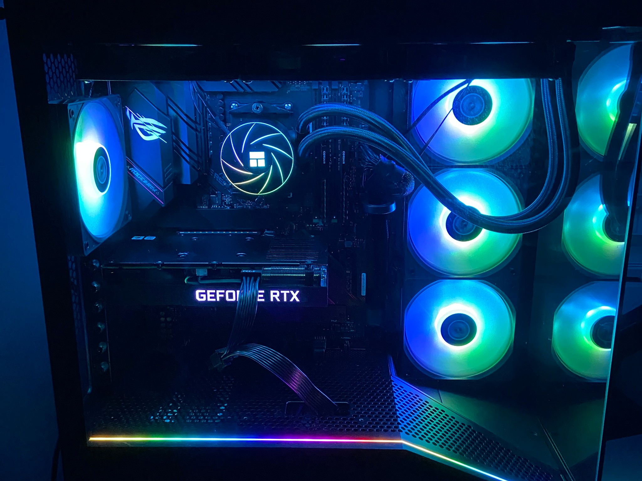 Custom RTX 3060Ti, Ryzen 5 3600, 16gb ram, 512gb SSDGaming PC Build