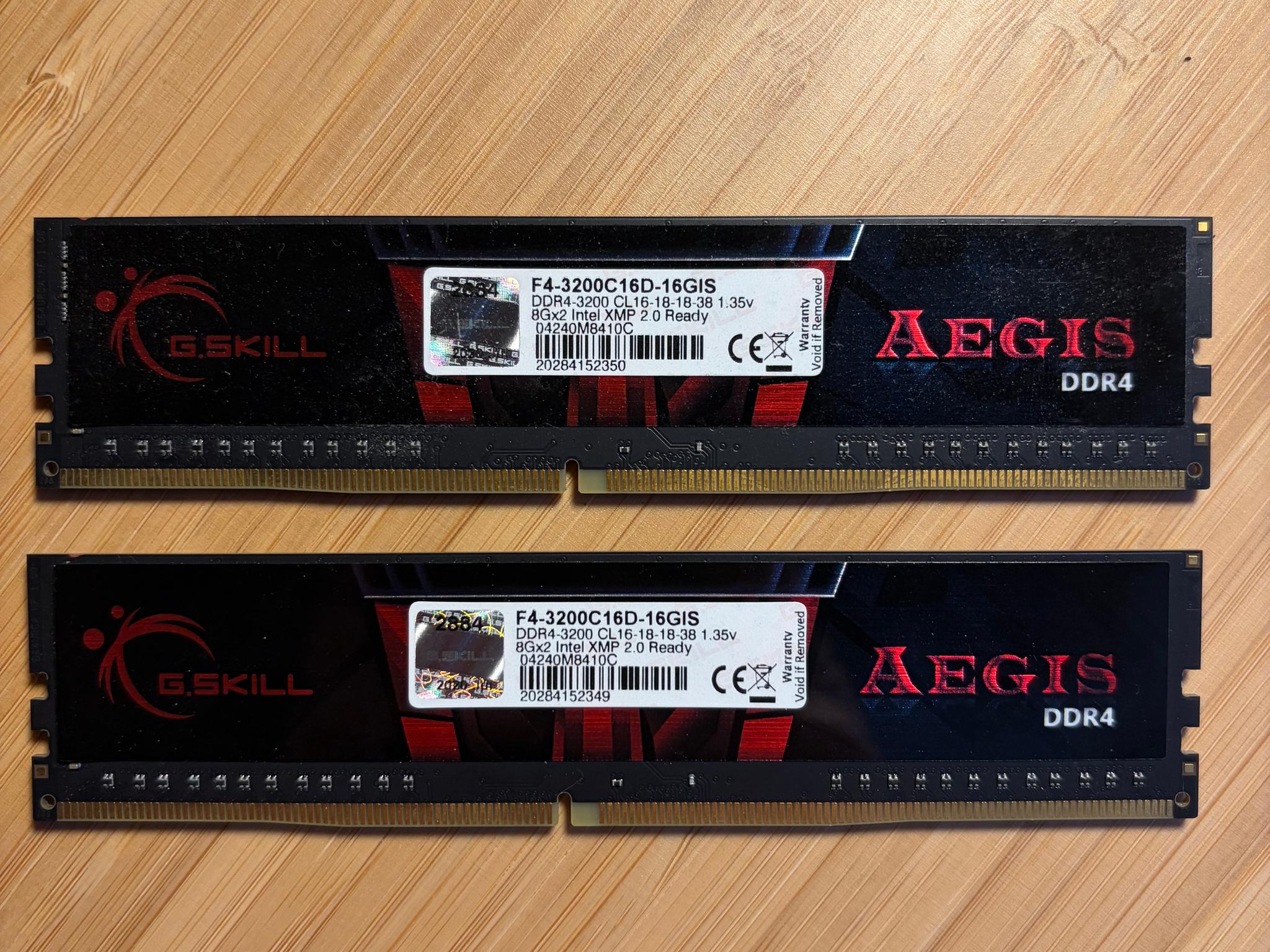 G.SKILL Aegis 16GB (2x8GB) DDR4-3200 288-Pin DIMM Intel XMP F4-3200C16D-16GIS