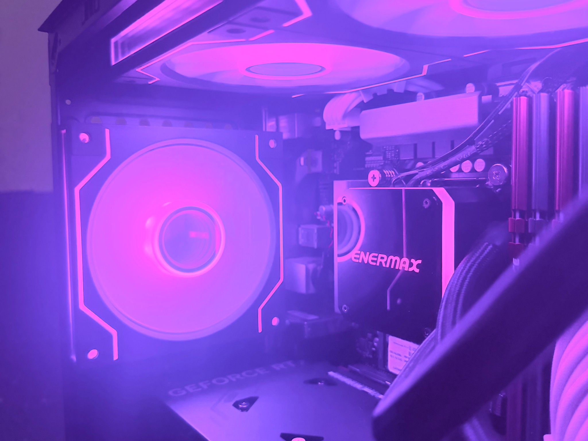 ❄️"Arctic Spectre"🌈 | 1080p Gaming | RTX 5060 | Ryzen 5 8400F | 16GB DDR5 | 1TB Storage