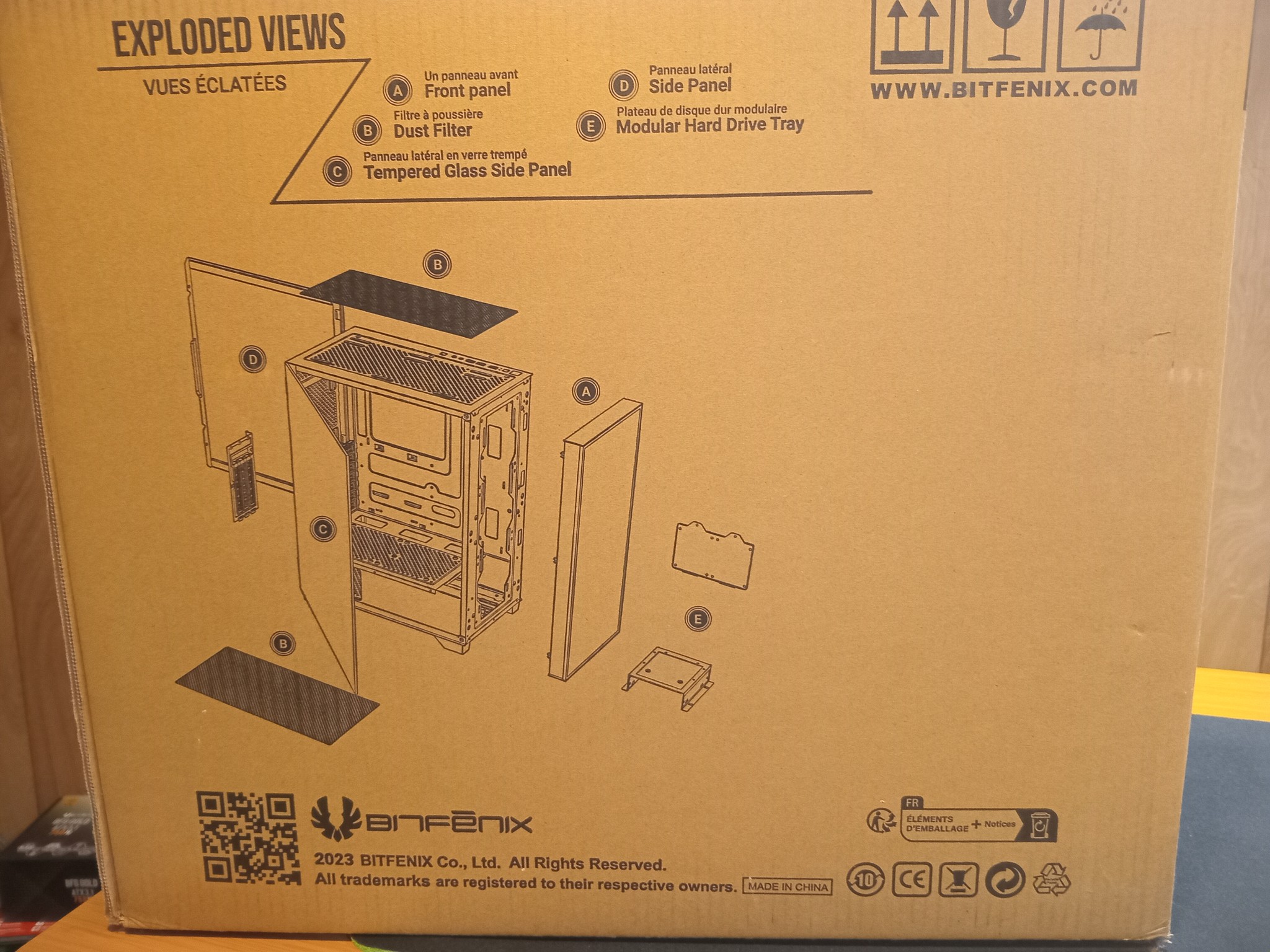 BitFenix FLOW ATX - Mid Tower Case