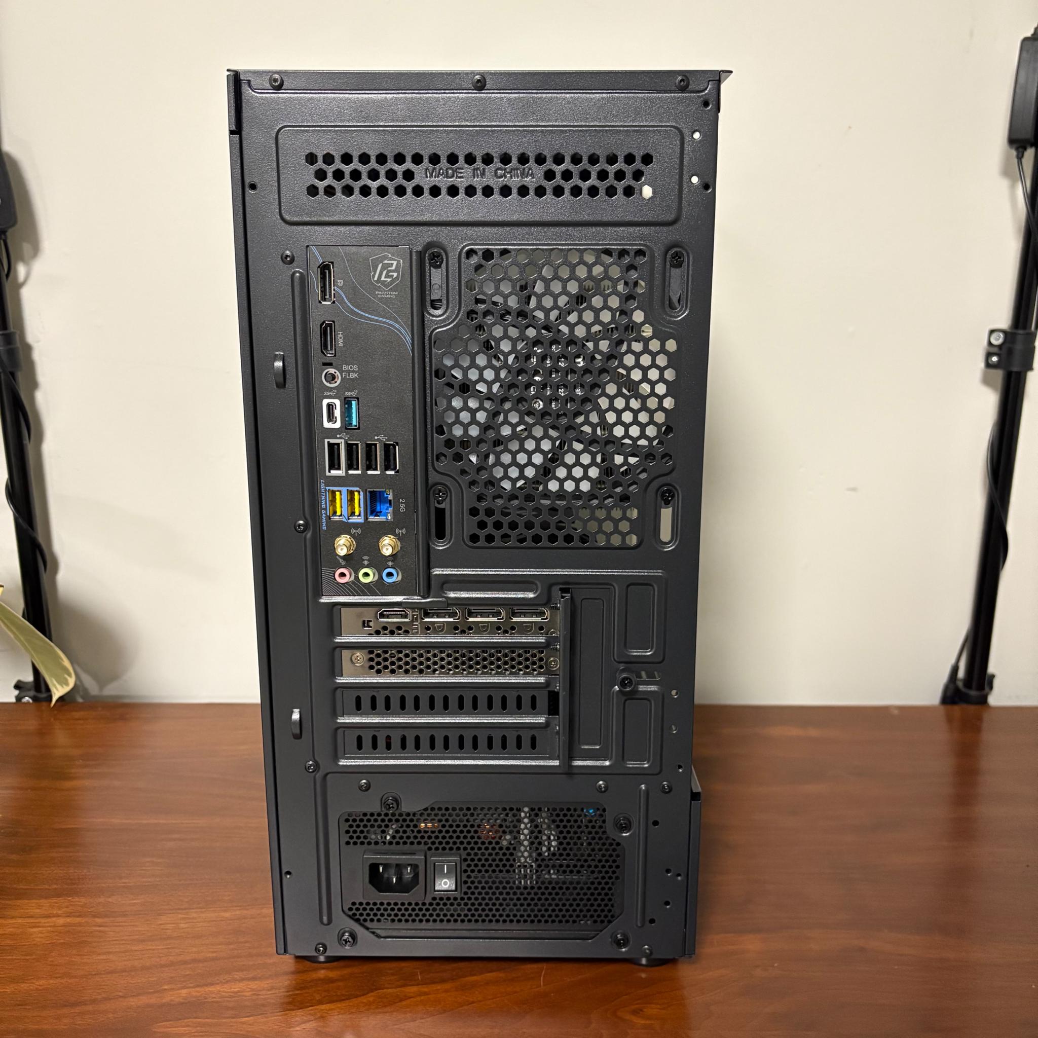 RTX 4070 TI Super | Ryzen 7 7700X | 32GB DDR4 | 1 TB SSD | 750W PSU | 3x 120mm Fan | mATX Case