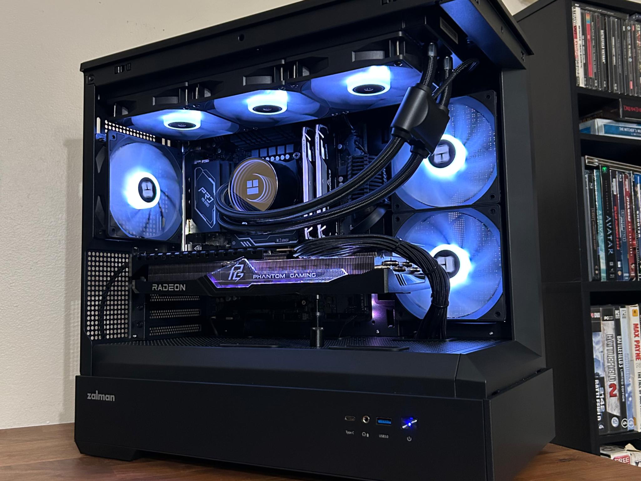 RX 7700XT 12GB | Intel i5 12600K | 32GB DDR4 | 1TB SSD | The Phantom RX
