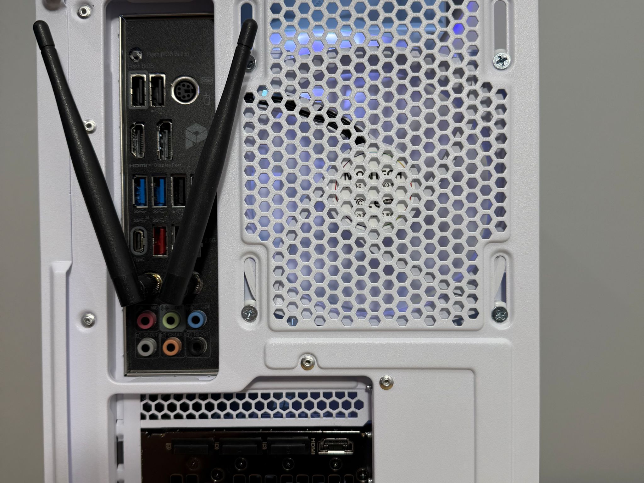 🧊ICE🧊-Liquid Cooled High-End Gaming PC-Rx 7800 xt-I5 12600KF-32GB Ram-1TB SSD