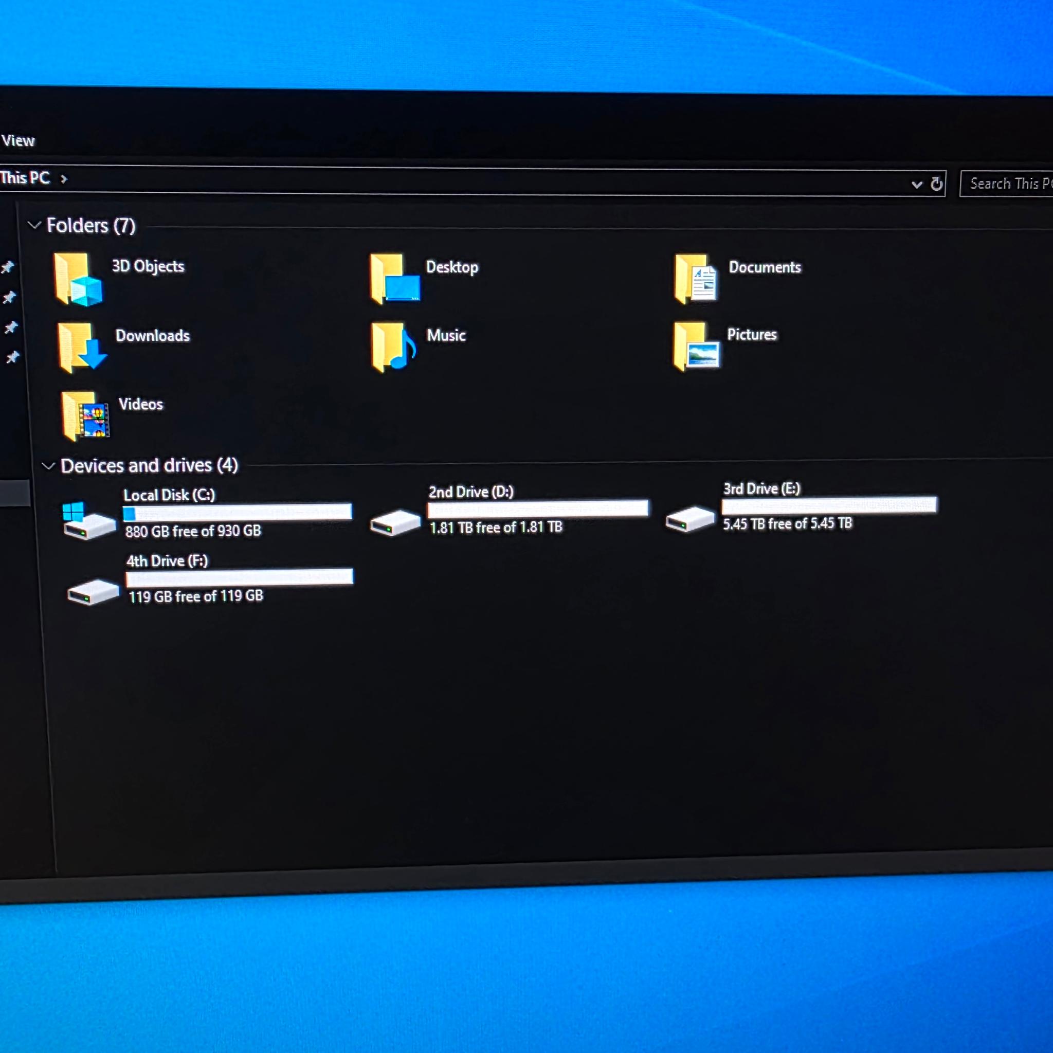 Intel i5 7600K | GTX 1070 | 32GB DDR4 - Gaming PC