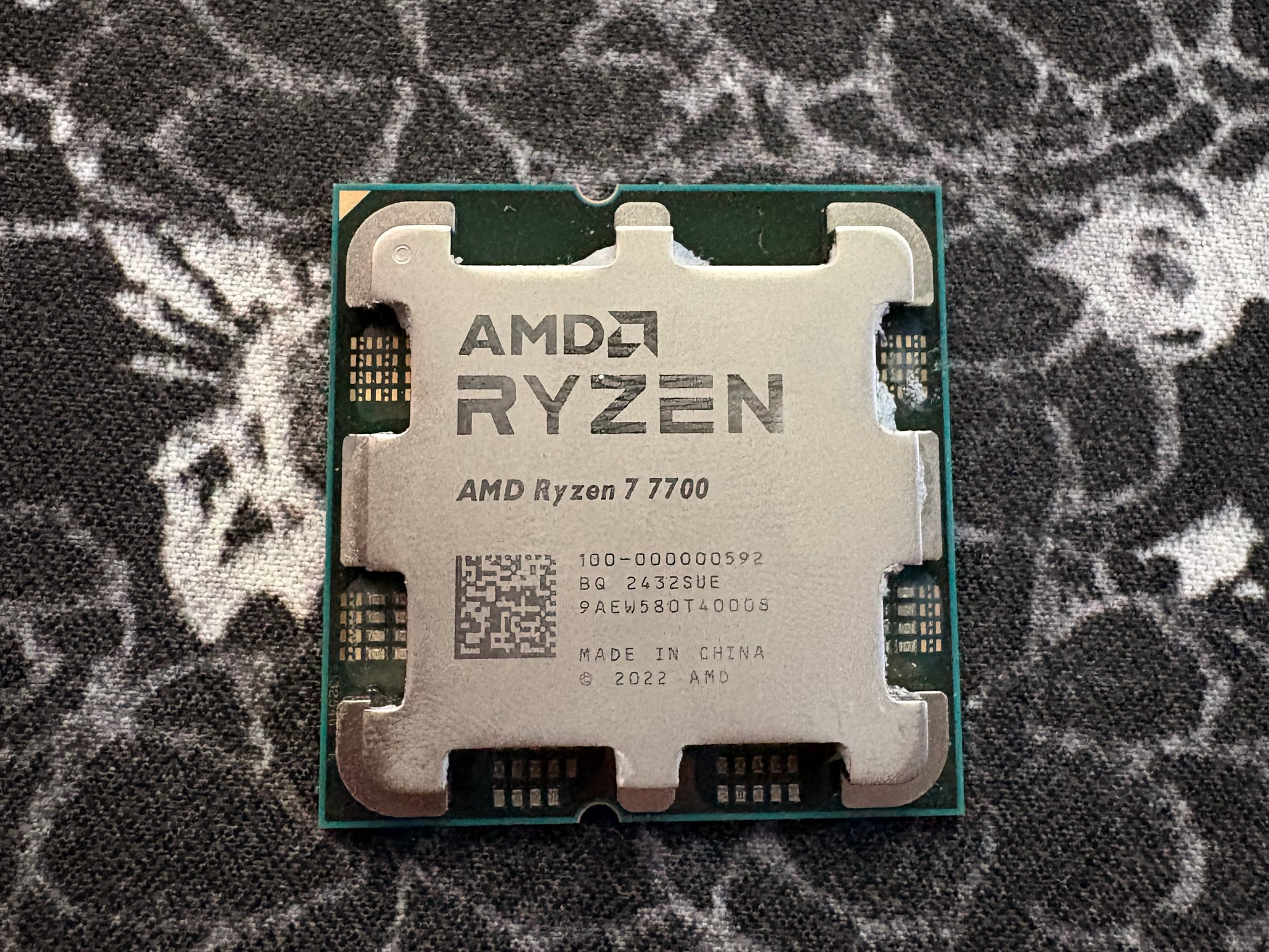 AMD Ryzen 7 7700