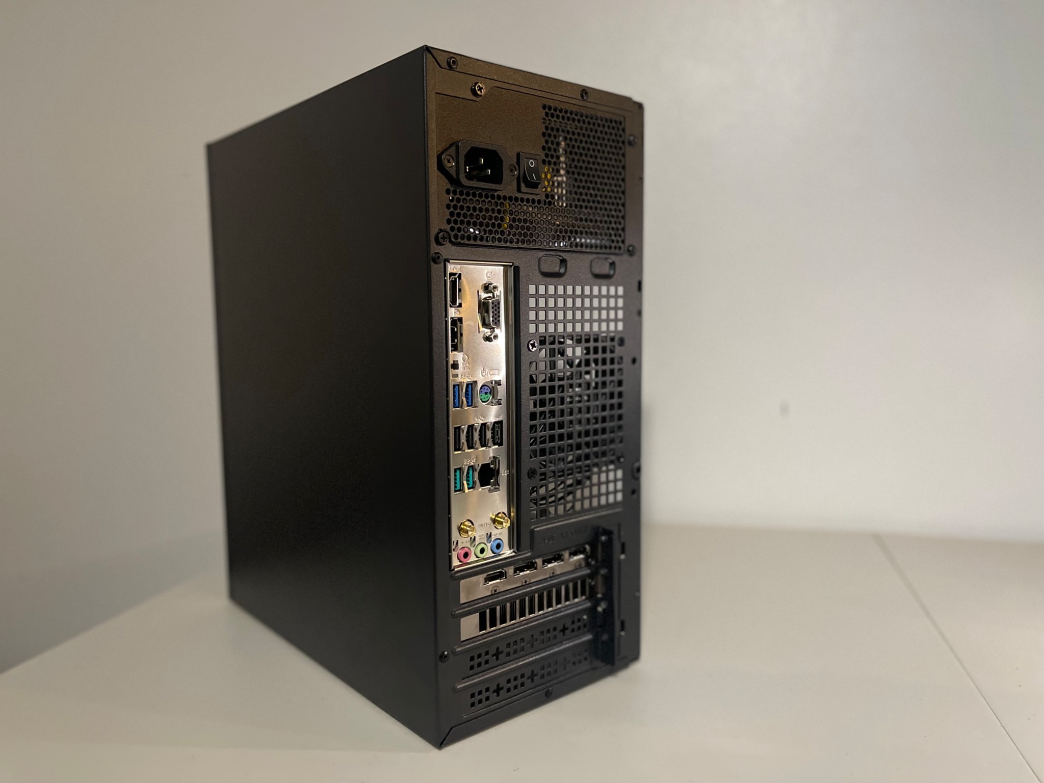 1080P SLEEPER PC 7600X RTX 3060 1TB 32GB DDR5 200+ FPS