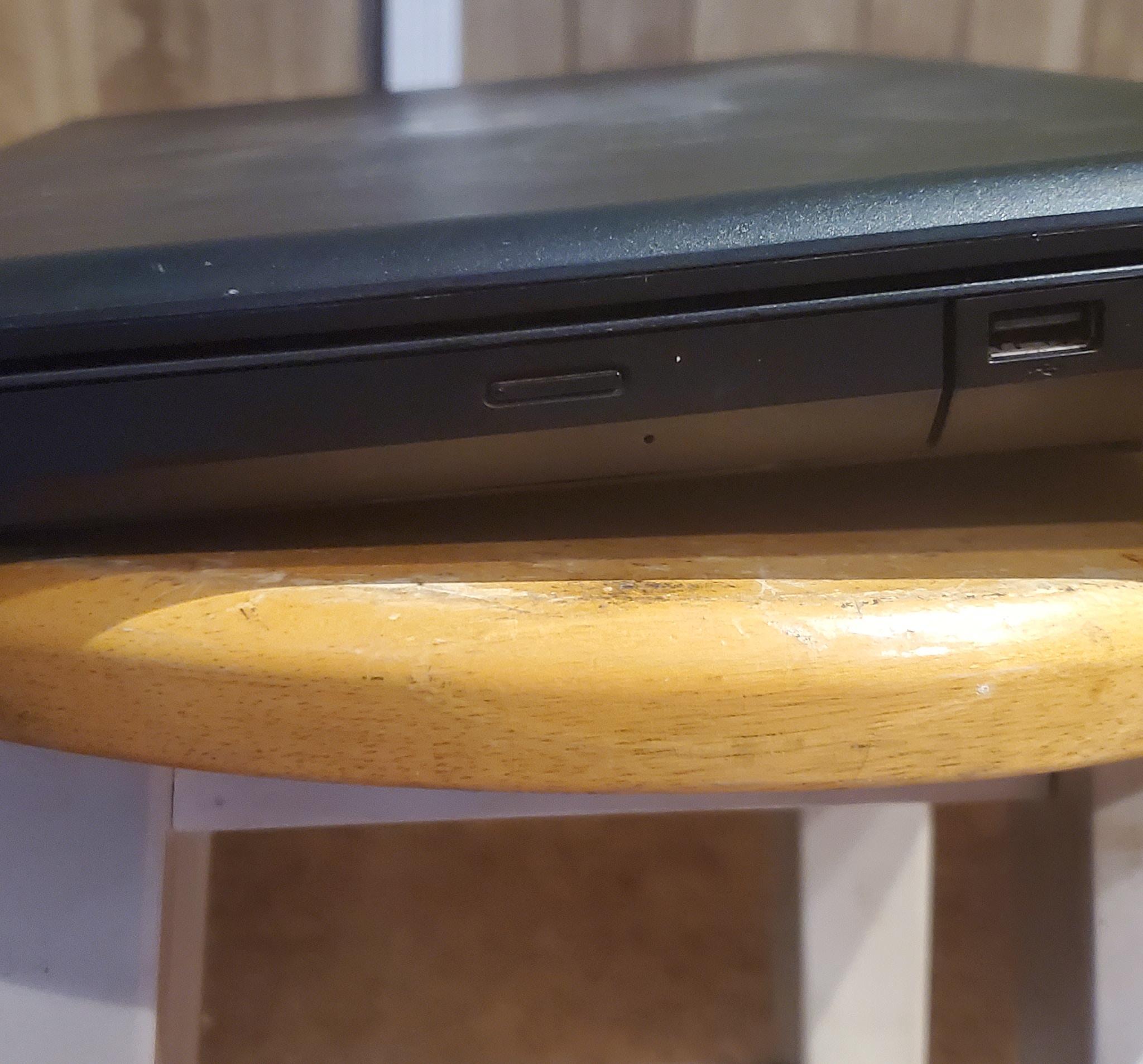 Compaq Presario CQ56 Laptop