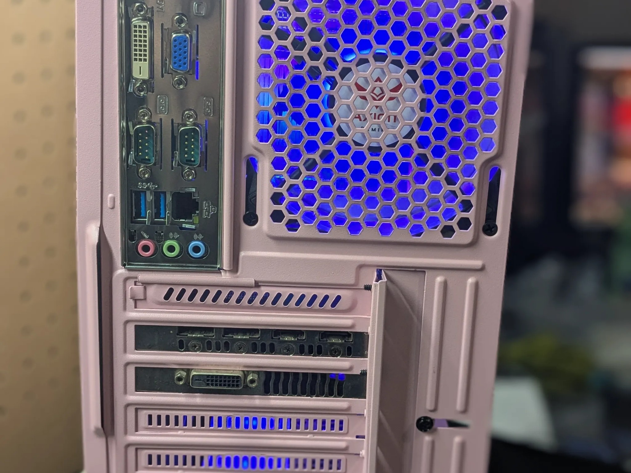Fabulously Pink |  100 FPS Fortnite | i5-4590 , 16GB RAM, 500GB SSD, RX 470 8GB, RGB, Wifi, Win10