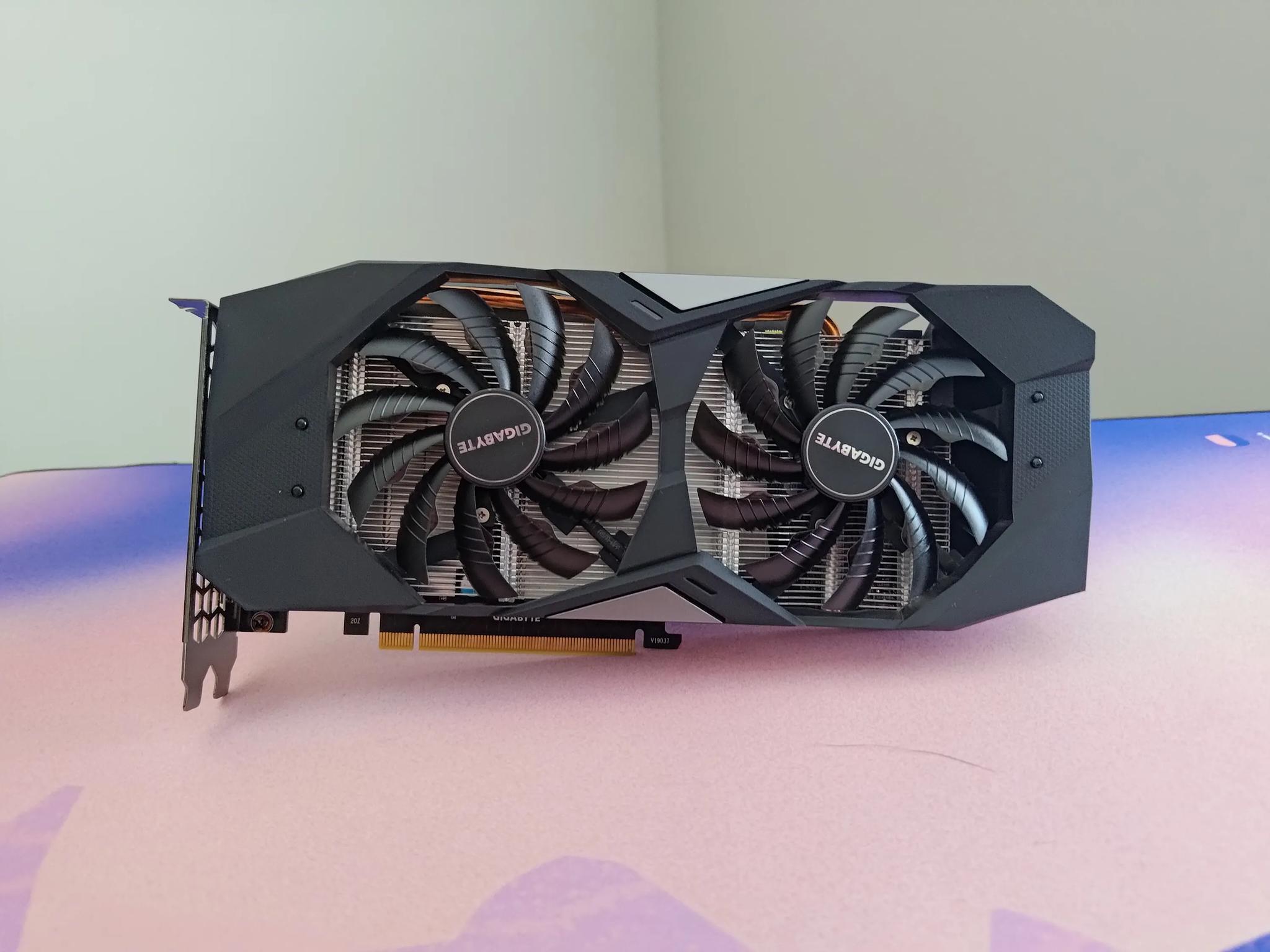 Gigabyte Windforce RTX 2060 Super Graphics Card