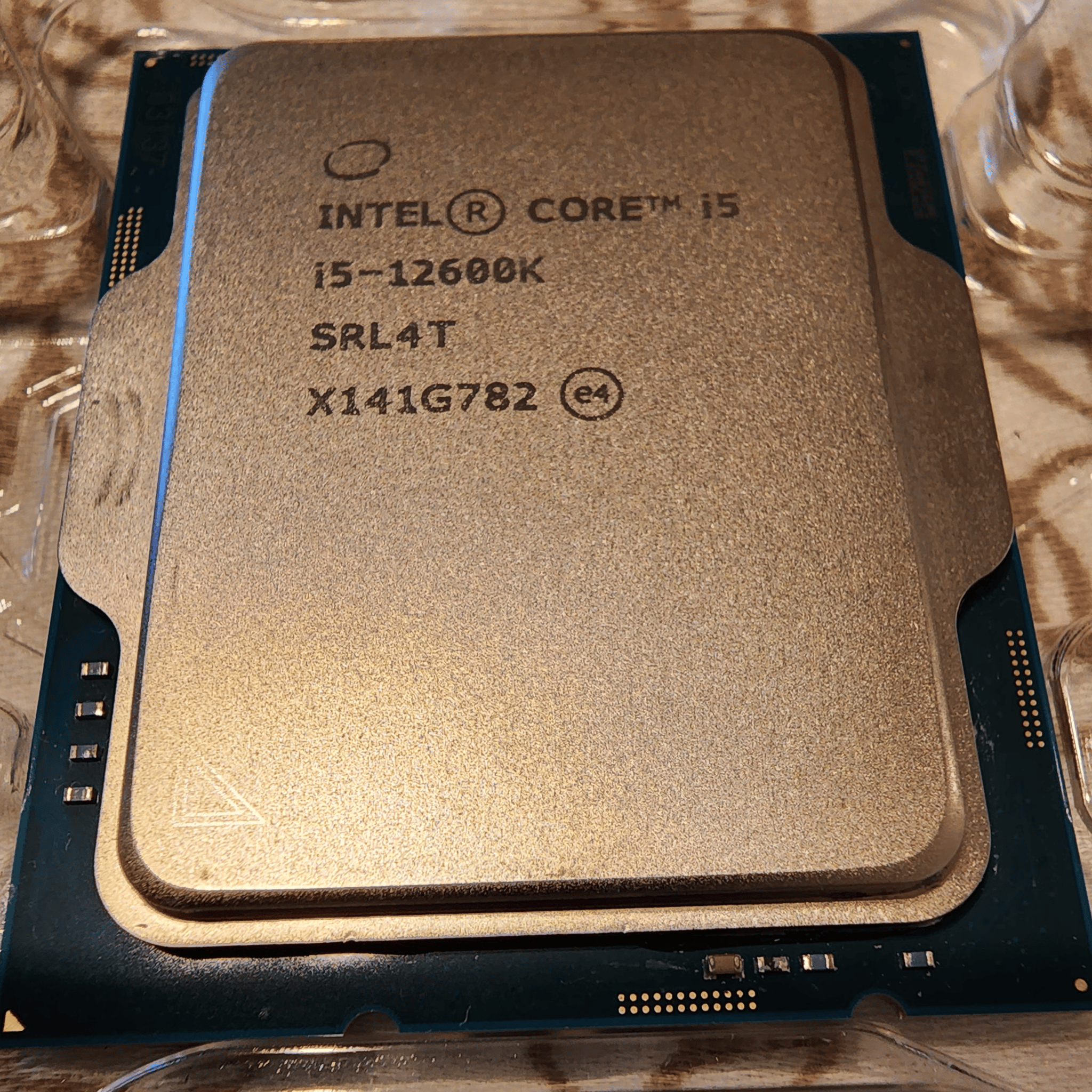 Barely Used! Intel i5-12600k