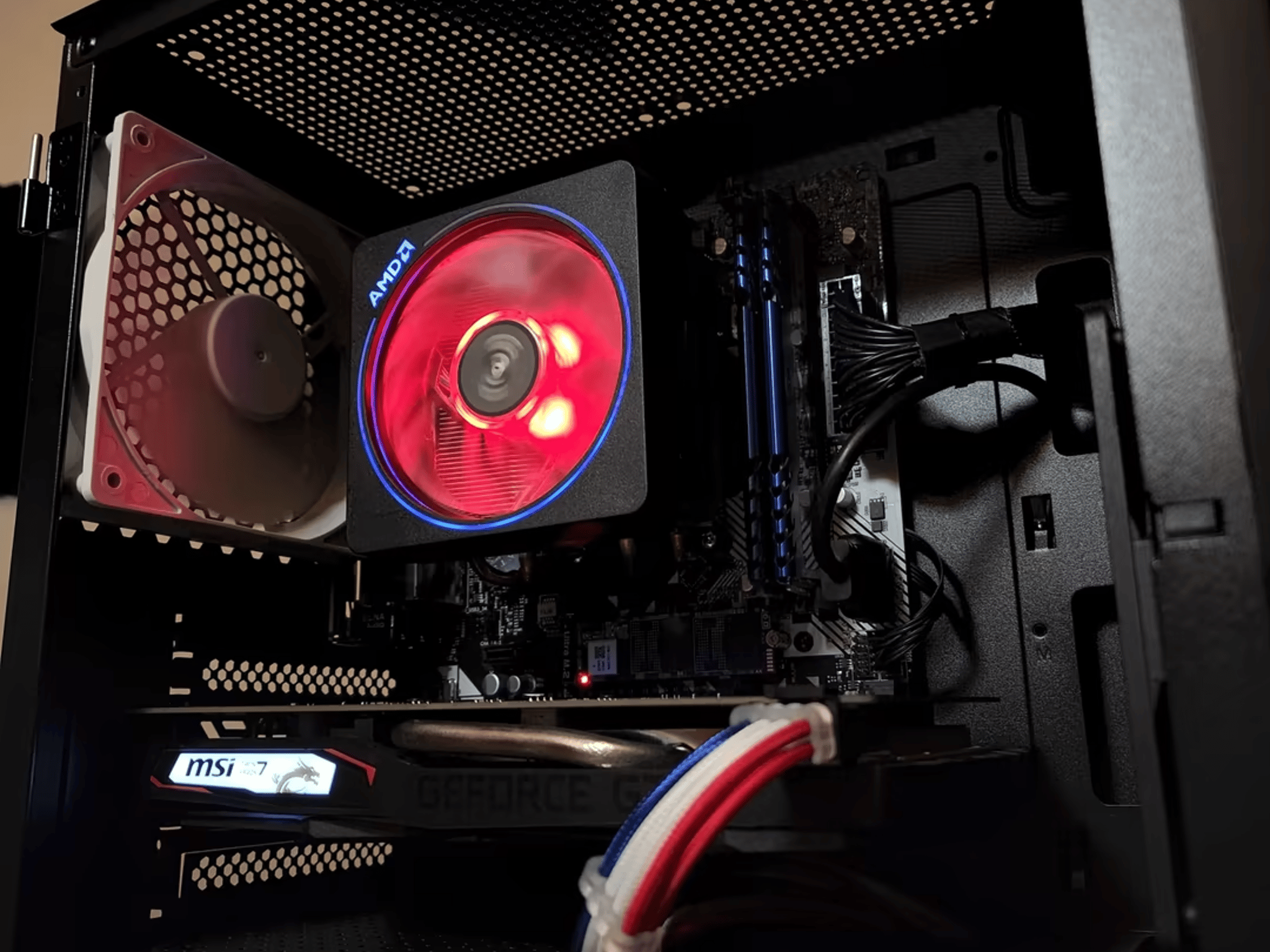 AMD Ryzen 5 1600 // Nvidia GeForce GTX 1650 // Silicon Power 16GB 3200MHz 