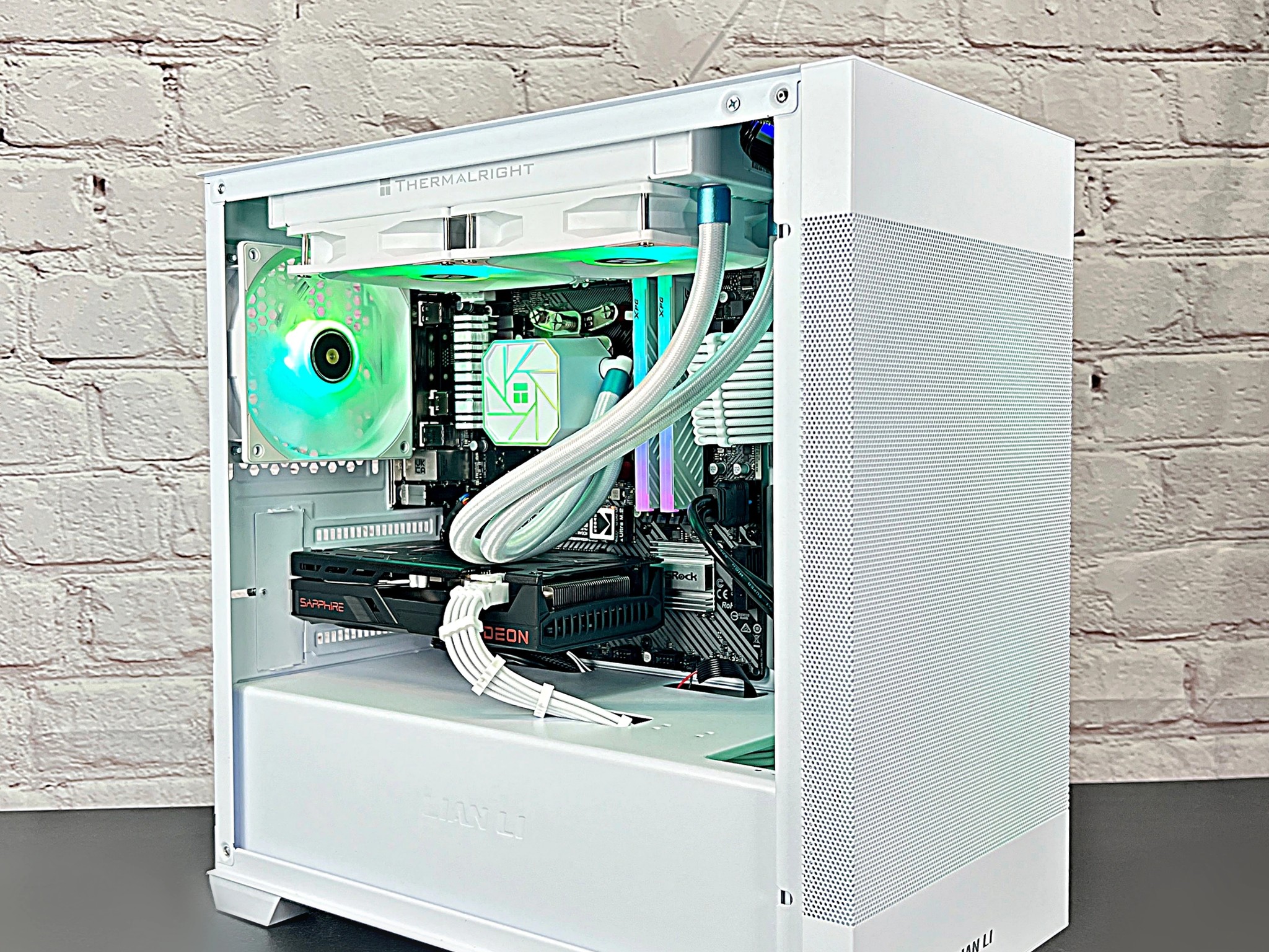 Liquid Cooled Sapphire Pulse RX 6600 Ryzen 5 3600 16GB RAM 1TB M.2 Win 11 Gaming PC