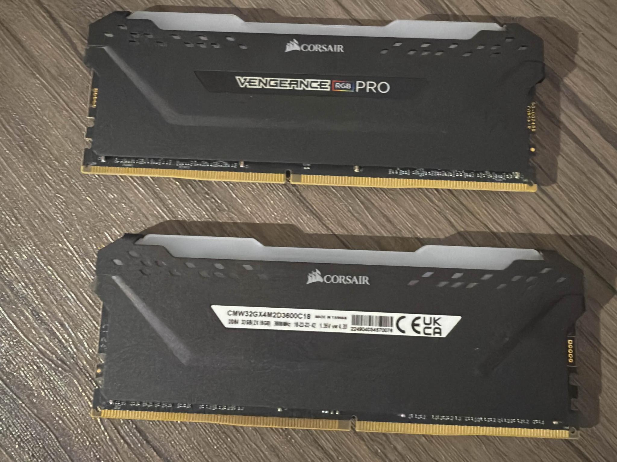 Corsair Vengeance RGB PRO 32GB (2x16) 3600