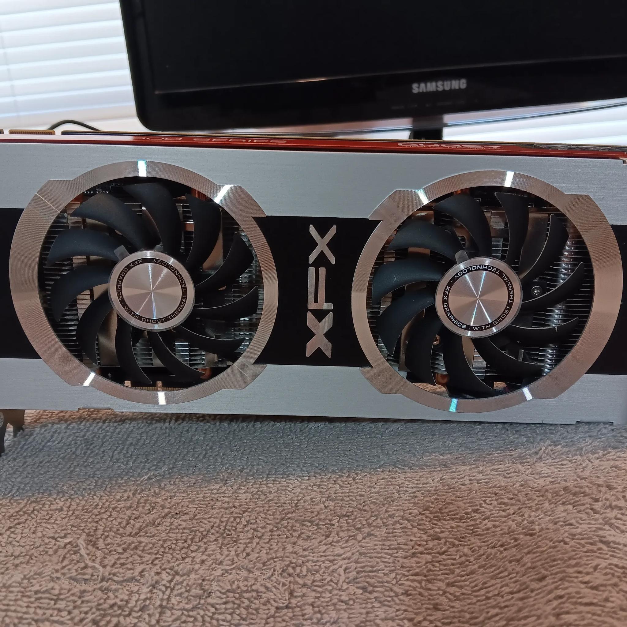 RARE XFX R7870 Black Edition DD Ghost GHz Edition 2GB GPU W/Original box
