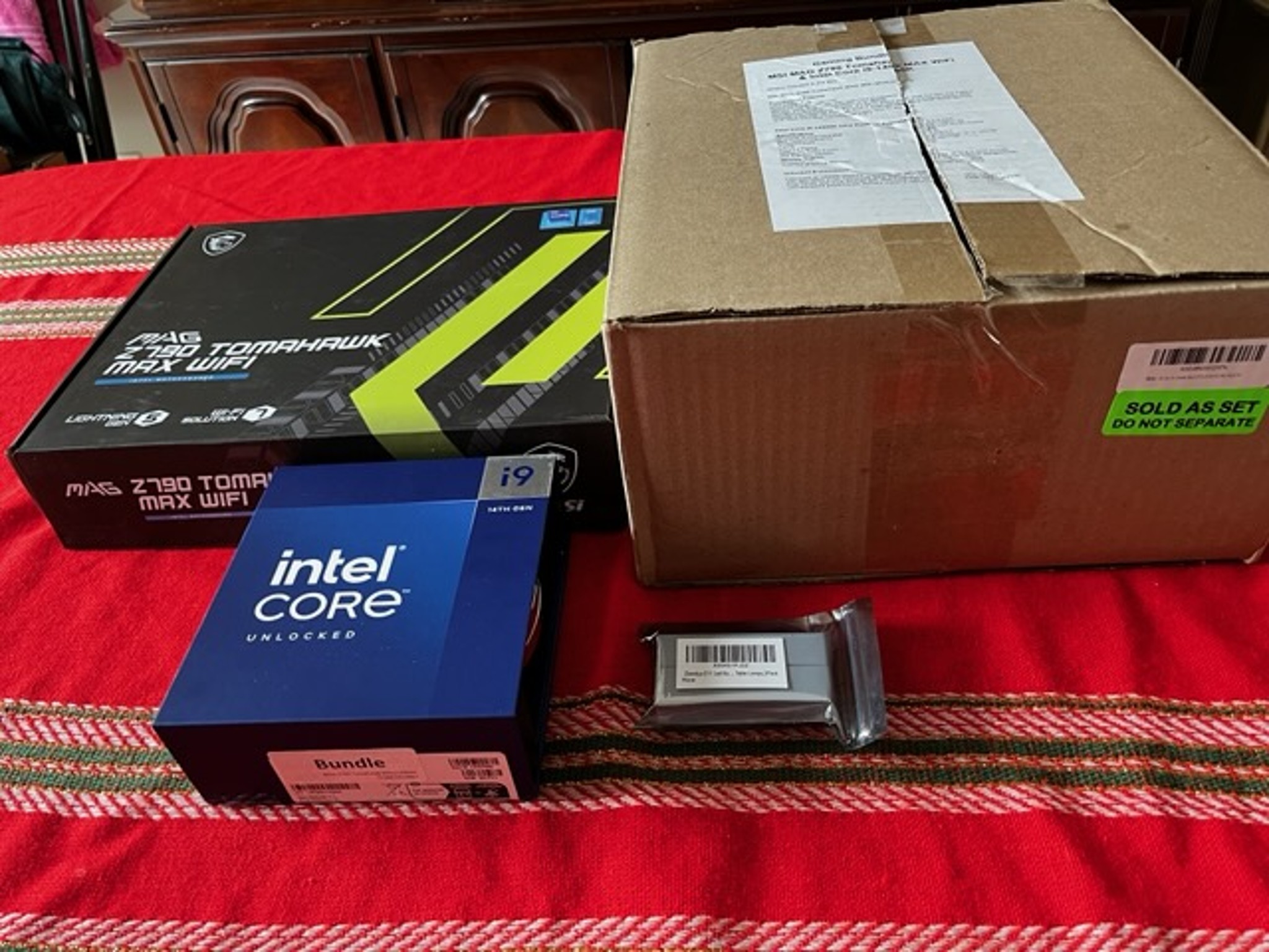 INTEL  14th i9 – 14900K+MAG Z790 TOMAHAWK MAX WF