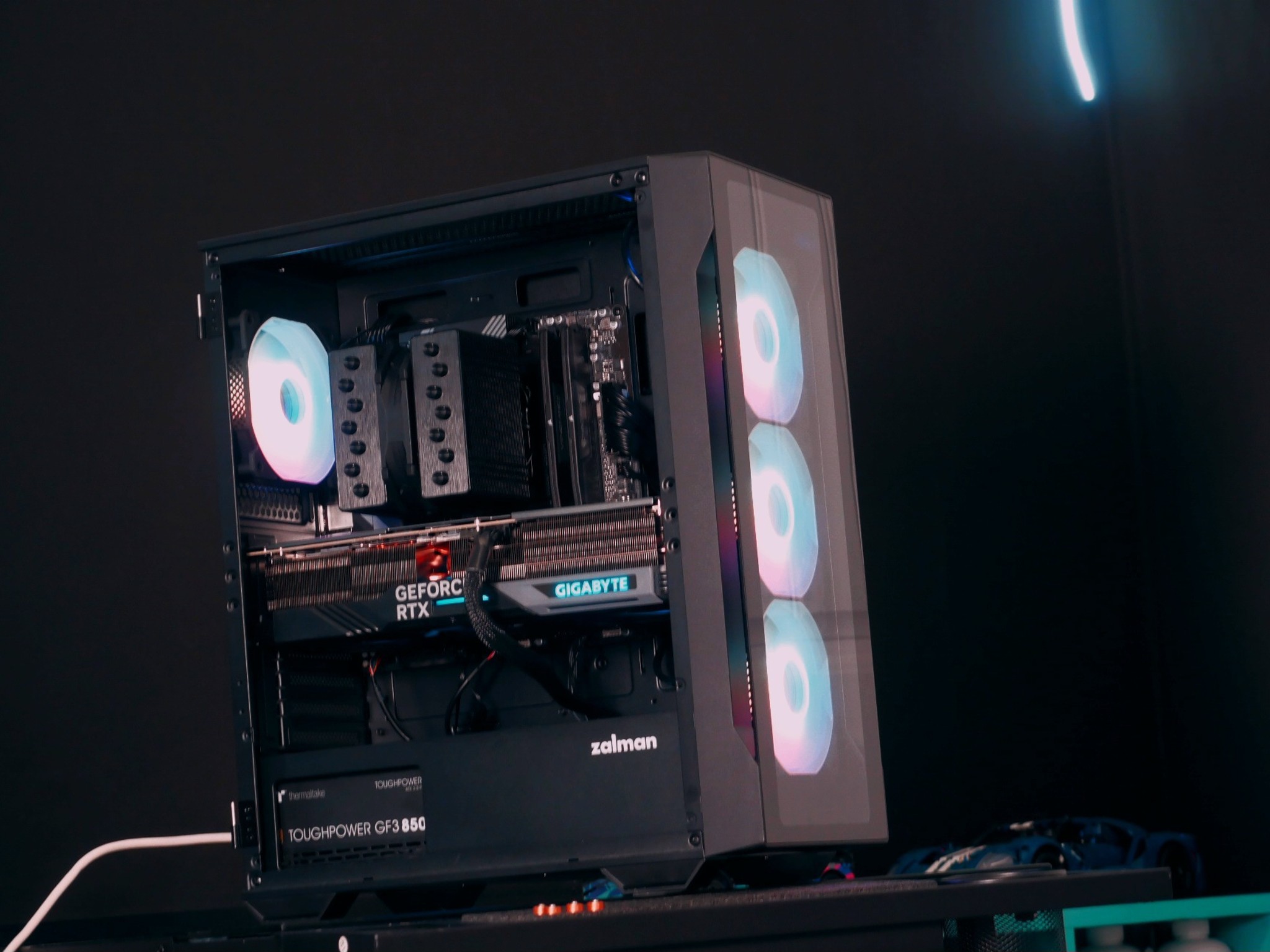 RTX 4090/ R9 7950X3D Gaming PC Computer