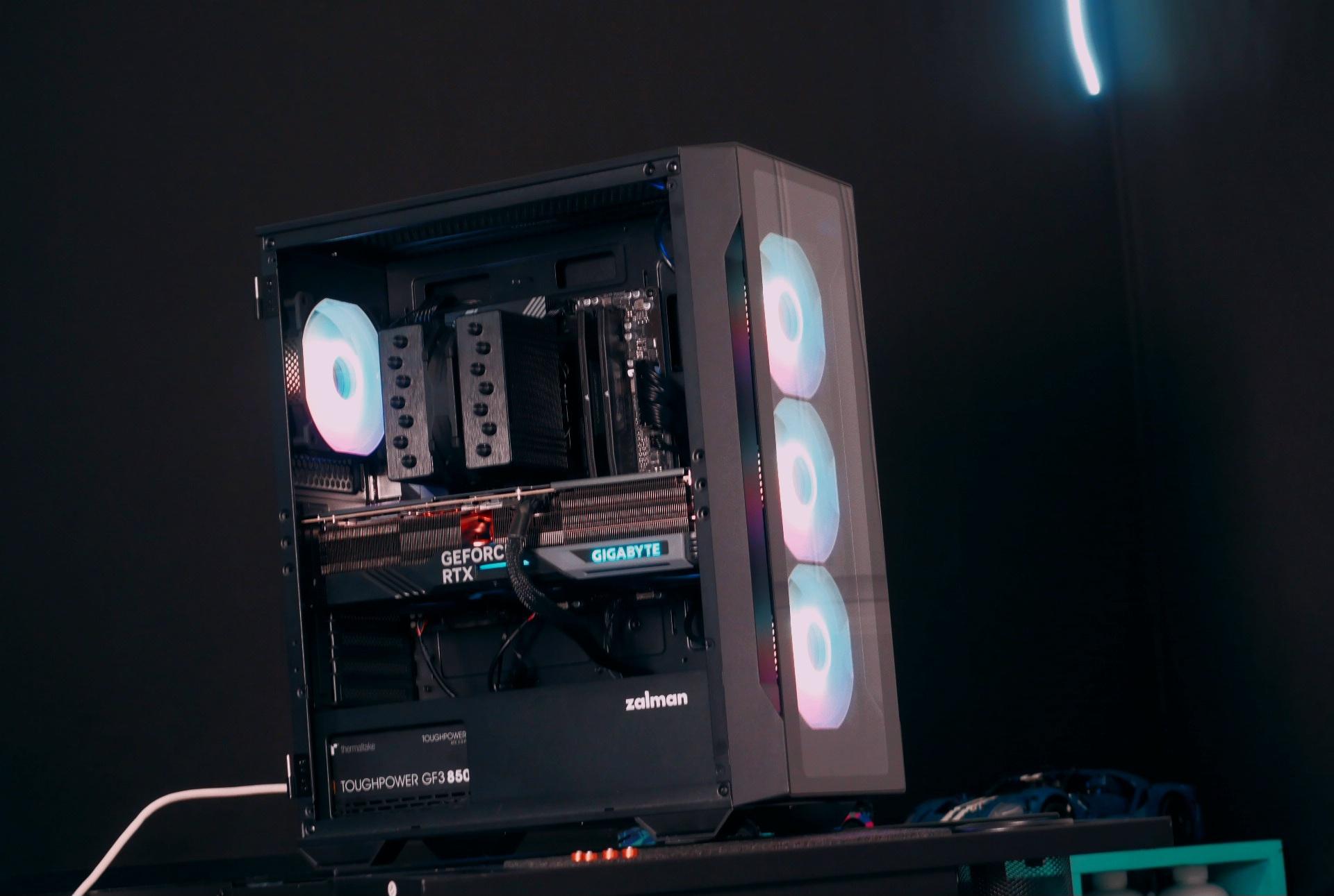 RTX 4090/ R9 7950X3D Gaming PC Computer