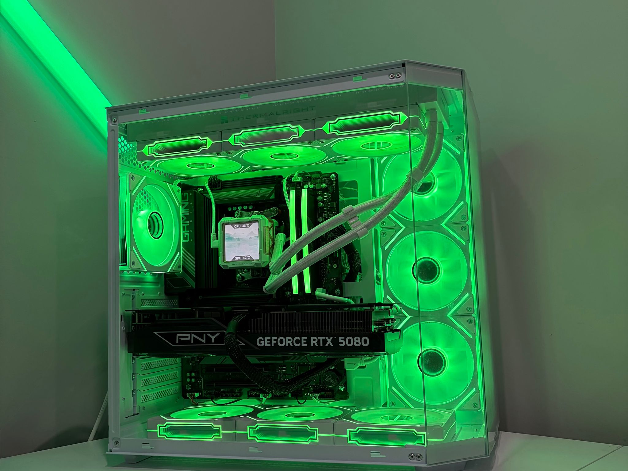 RTX 5080 | Ryzen 7 9800X3D | 32GB DDR5 RAM | 2TB SSD | Gaming PC