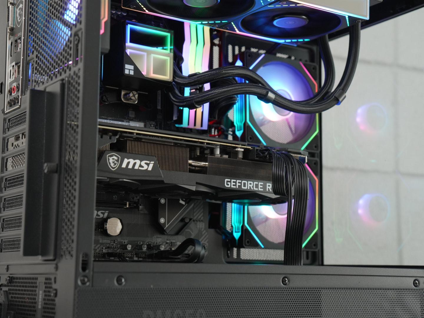 RTX 3080 | RYZEN 7 3700X | 32GB RAM | 1TB SSD | Wifi | Windows 11 - Water cooled Gaming PC
