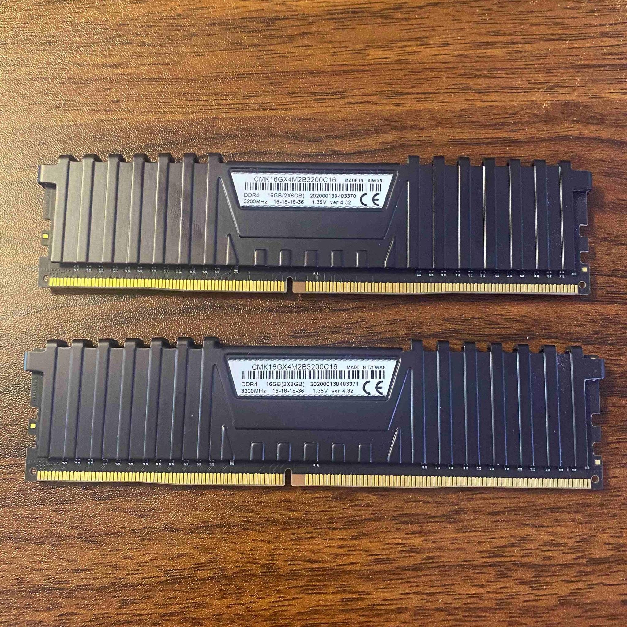 16GB (2x8GB) DDR4 Corsair Vengeance LPX 3200 16-18-18-36 Black ver 4.32
