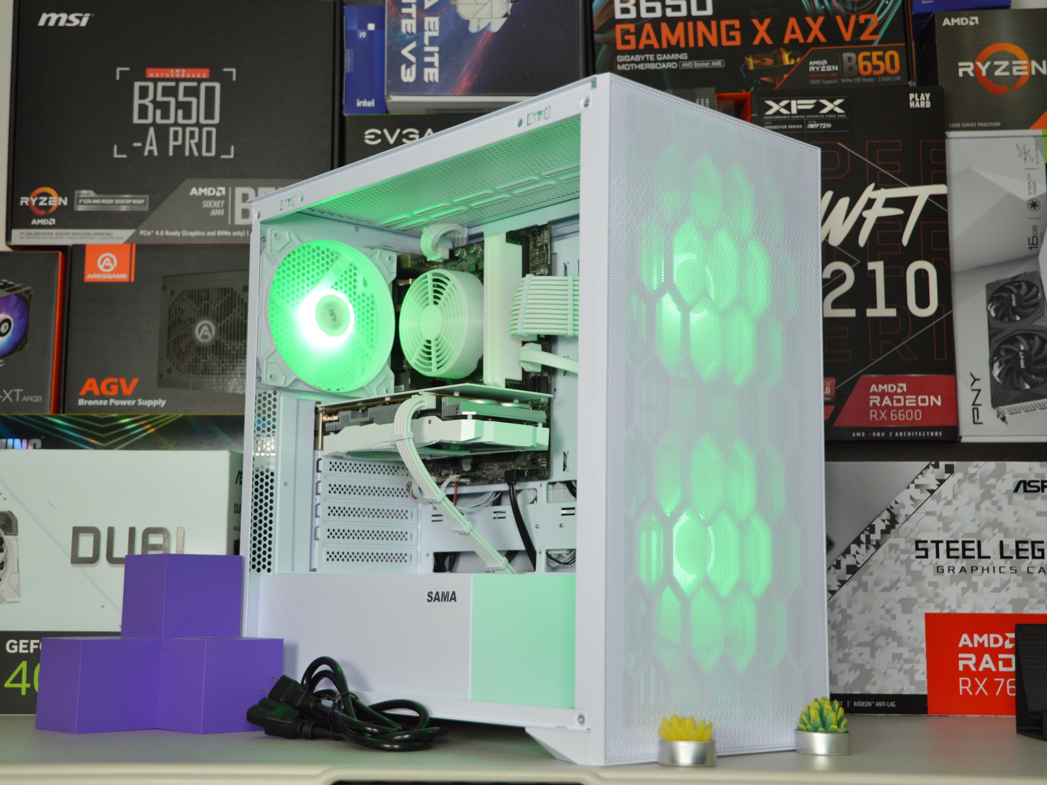 🧊🧊| RTX 2060 SUPER 6GB | INTEL i5-9500 | 16GB DDR4 RAM | 1 TB SATA SSD | Ice Box 2.0 |
