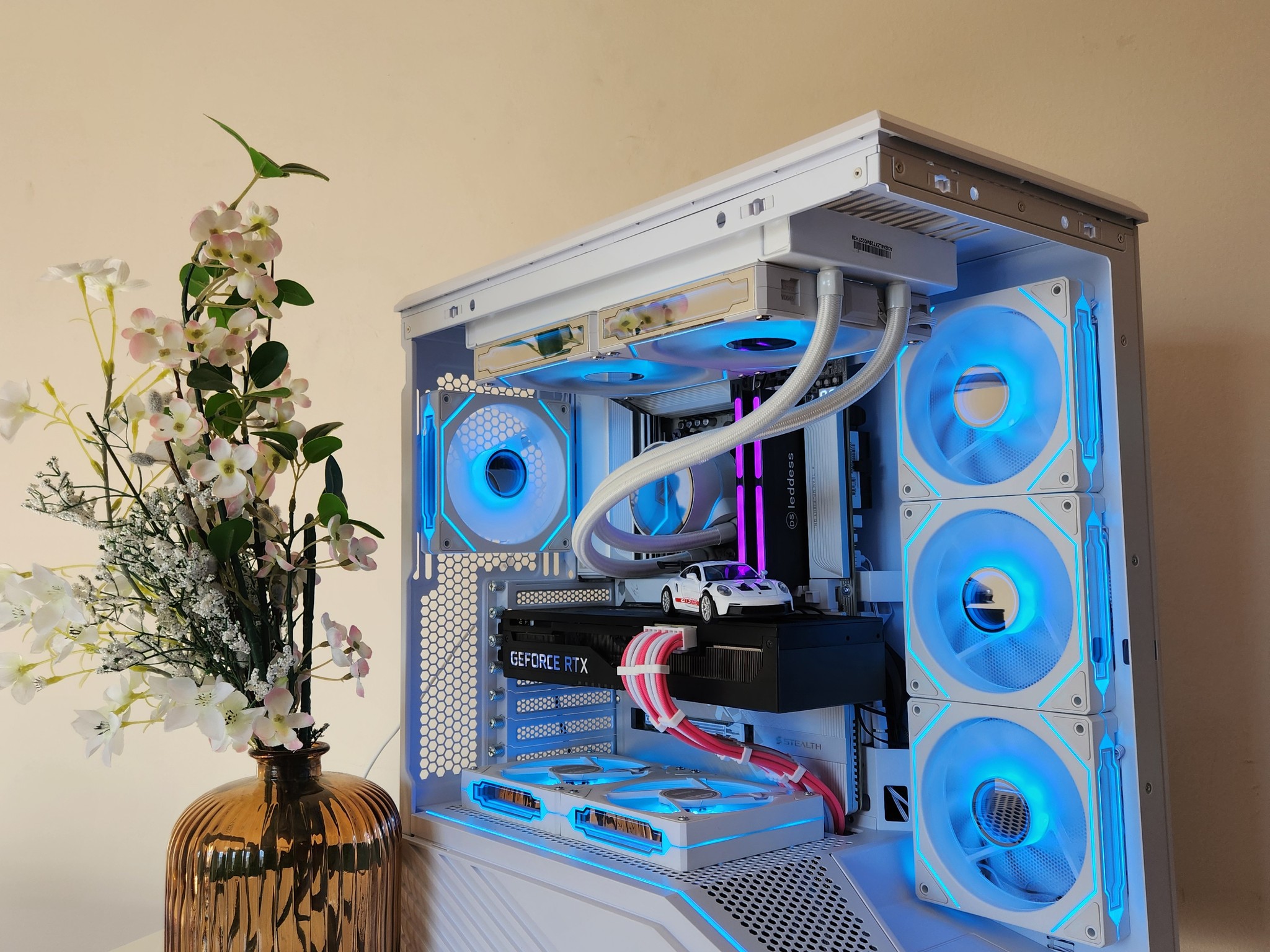 Black Friday / Cyber Monday | RTX 3080 | Ryzen 7 9700x | 32GB DDR5 | 1TB NVMe | Gaming pc