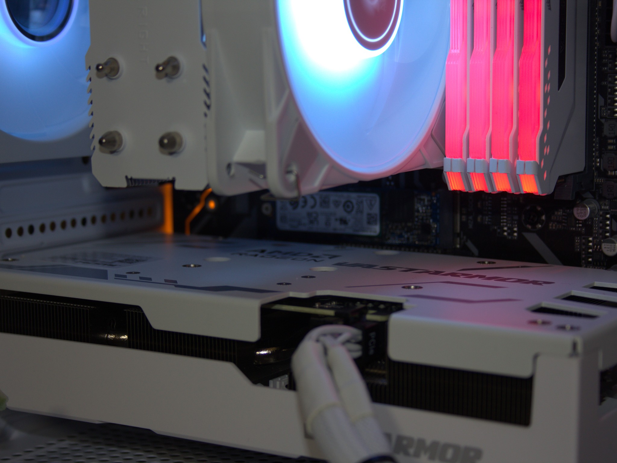 ❄️All WHITE Gaming PC ❄️| Ryzen 5 5600X3D | RX 9060XT 16GB💻| 32GB RAM | NVME | Windows 11