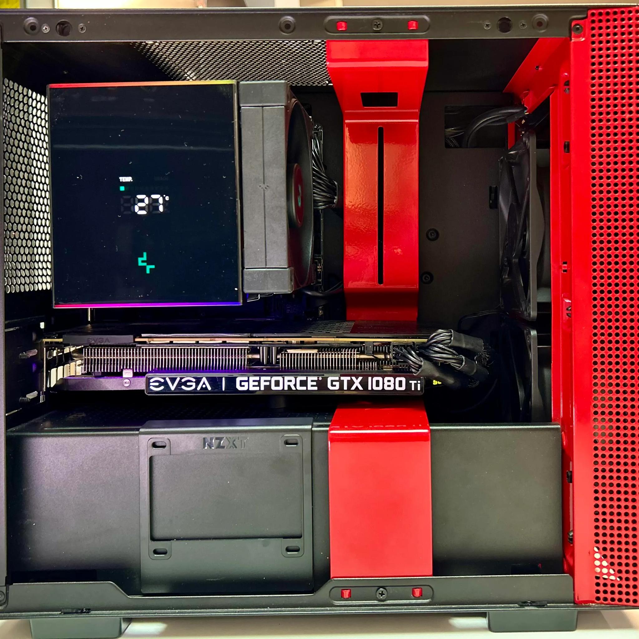 Red Mini ITX Gaming PC | Fortnite 125 Avg FPS | NZXT Headset Mount | 1080Ti | 10600K | 16GB | Wifi 6