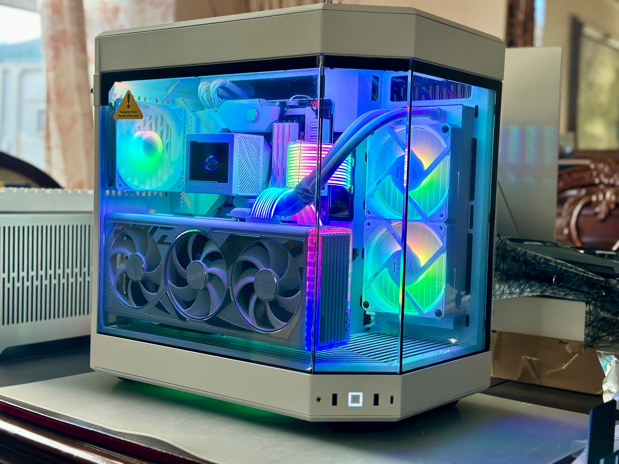 Unstoppable: 14700K, ROG 4080, 64GB 6000, 2TB, ROG FORMULA Z690, 850W, HYTE Y60, RYUJIN III 240mm