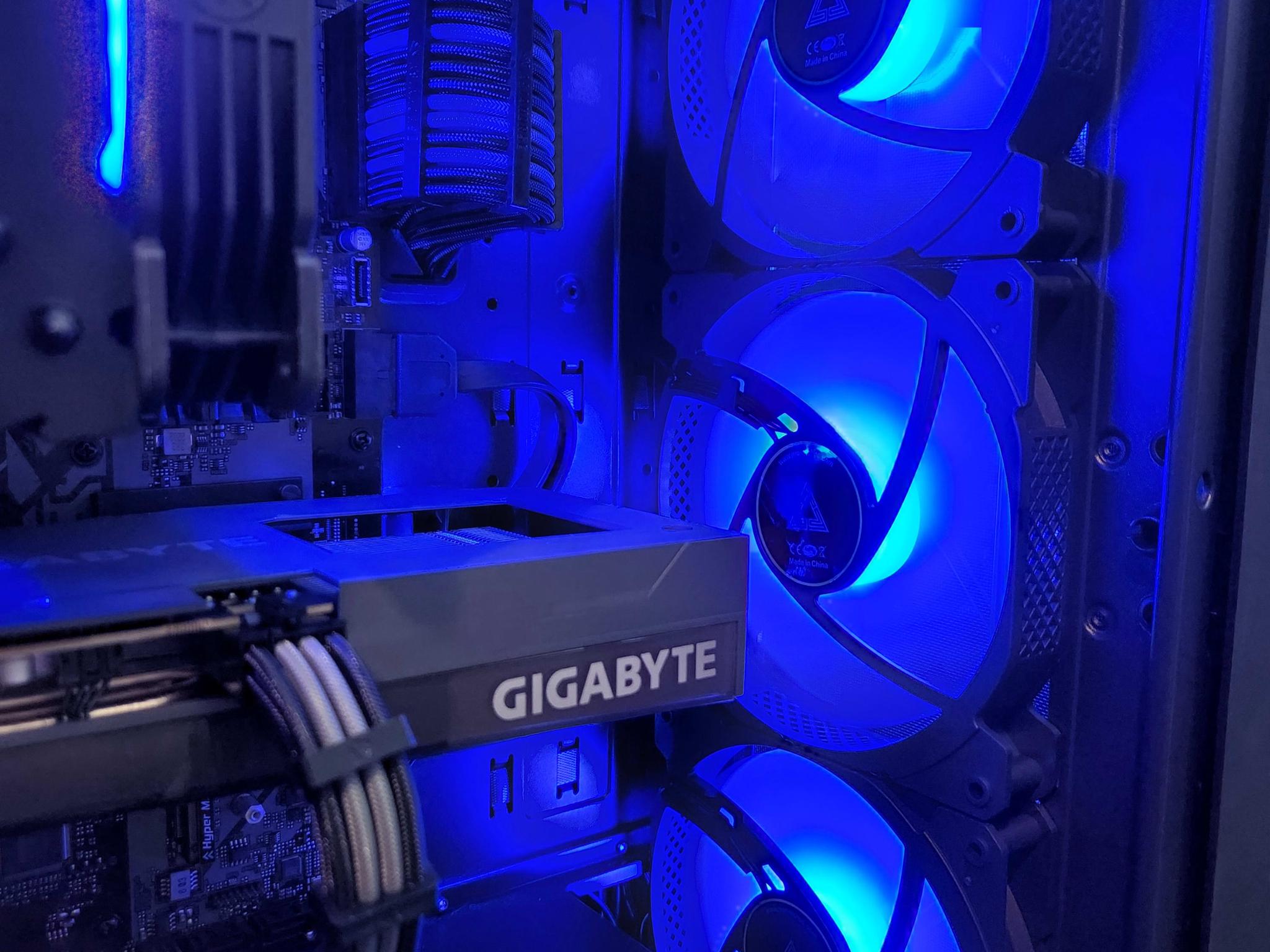 Custom 12100 | RX 6600 | 16GB 3200 MHz | 1TB NVME SSD Gaming PC