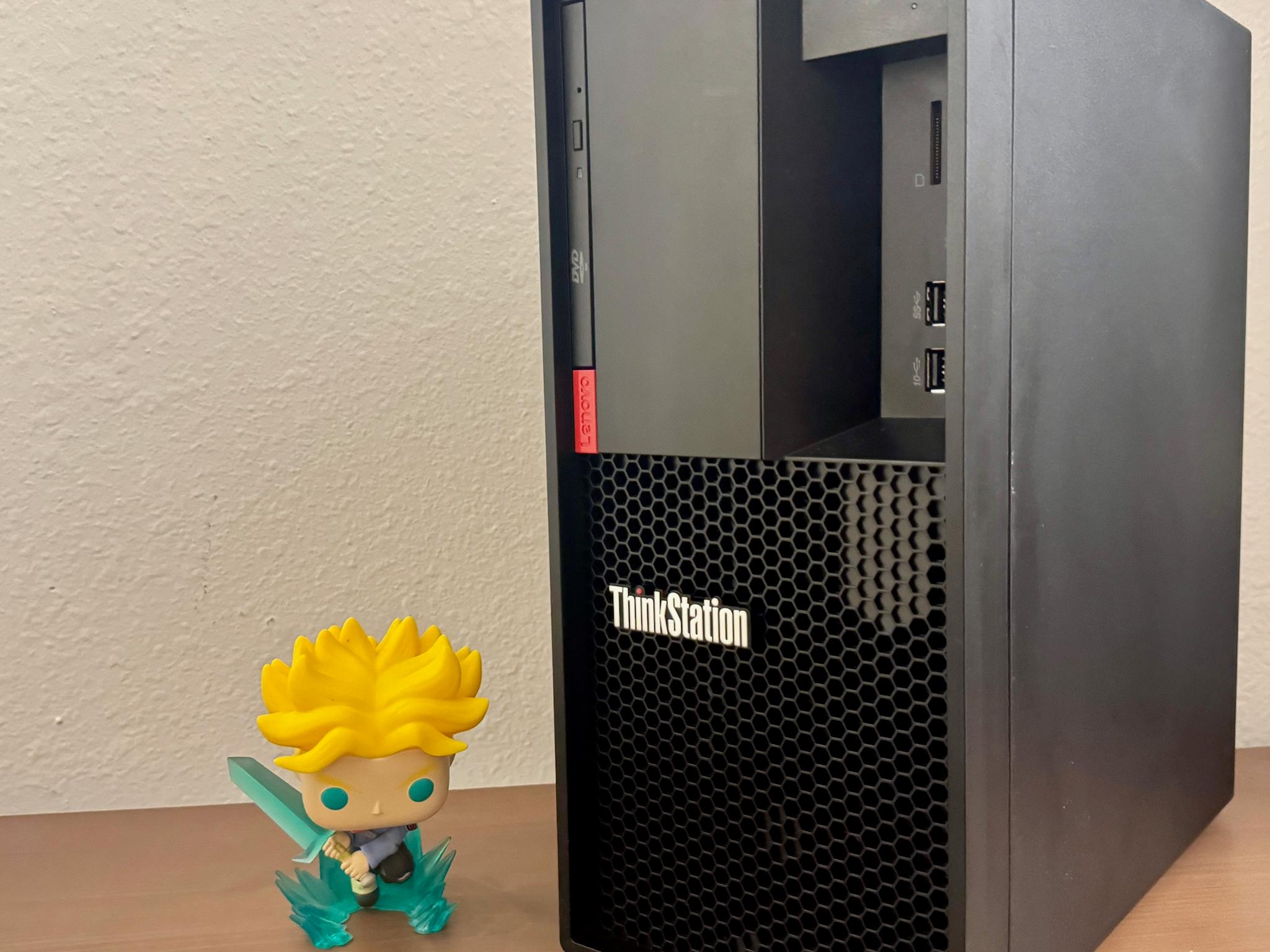 Lenovo ThinkStation P330 – i7-9700 | 16 GB RAM | 256 GB NVMe + 500 GB HDD | Windows 11 Pro