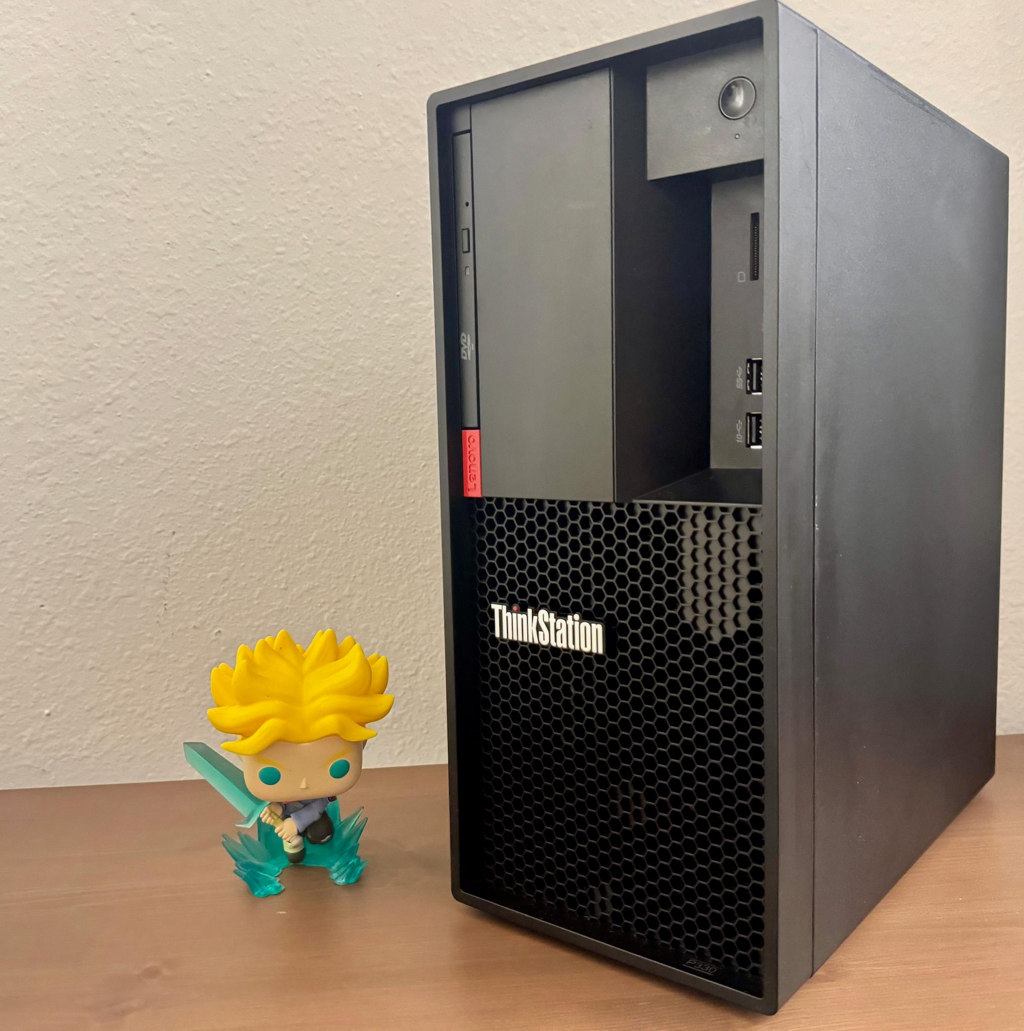 Lenovo ThinkStation P330 – i7-9700 | 16 GB RAM | 256 GB NVMe + 500 GB HDD | Windows 11 Pro