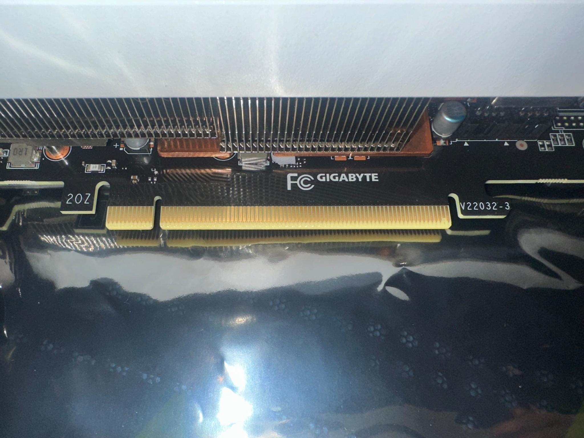 GIGABYTE Aero RTX 4070Ti Super