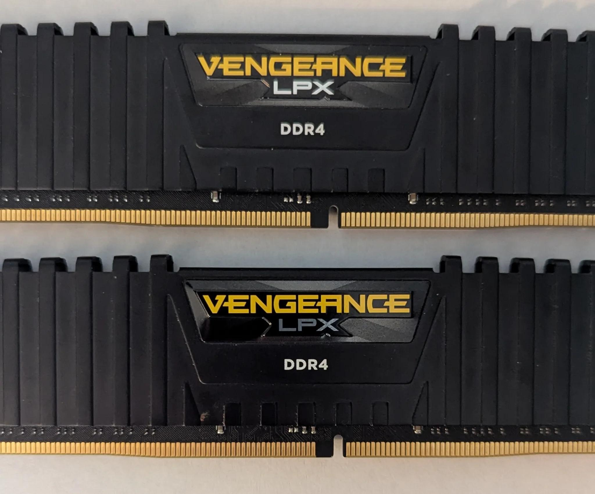 Corsair Vengeance LPX 16GB(2 x 8GB) DDR4 3200Mhz CMK16GX4M2B3200C16