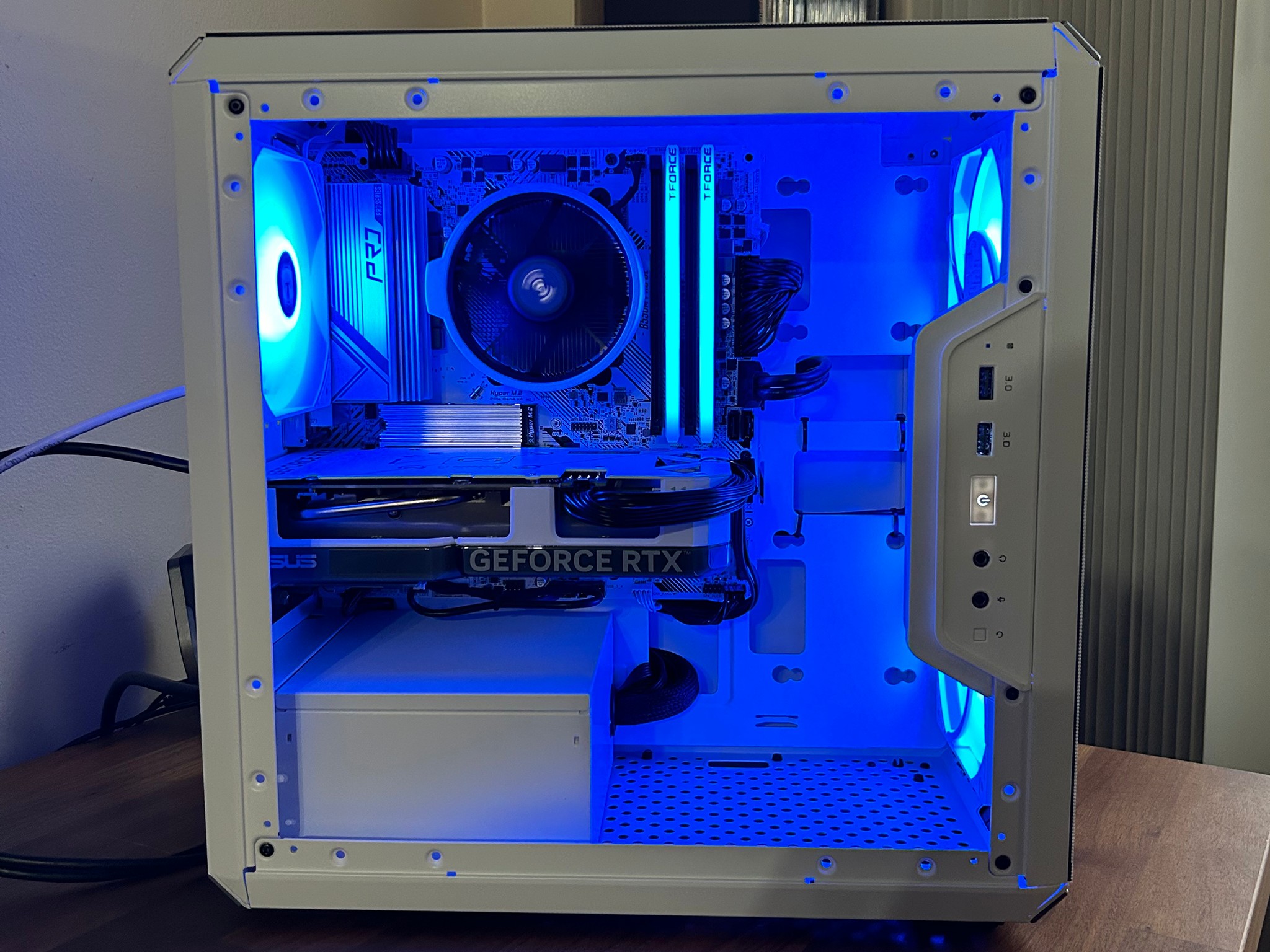 **WEEKEND SALE** RTX 4060 | Ryzen 5 5500 | 1TB SSD | WI-FI | The Trooper