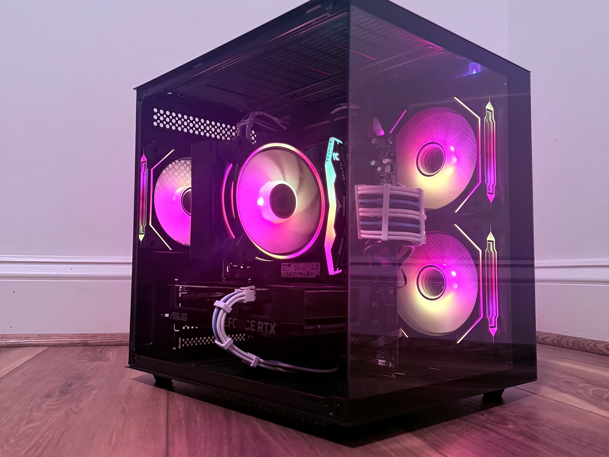 ⚫️"Prism Void"⚫️| 1080/1440p Gaming | Ryzen 7 9700X | RTX 4060 Ti | 16B DDR5 | 1tb Storage