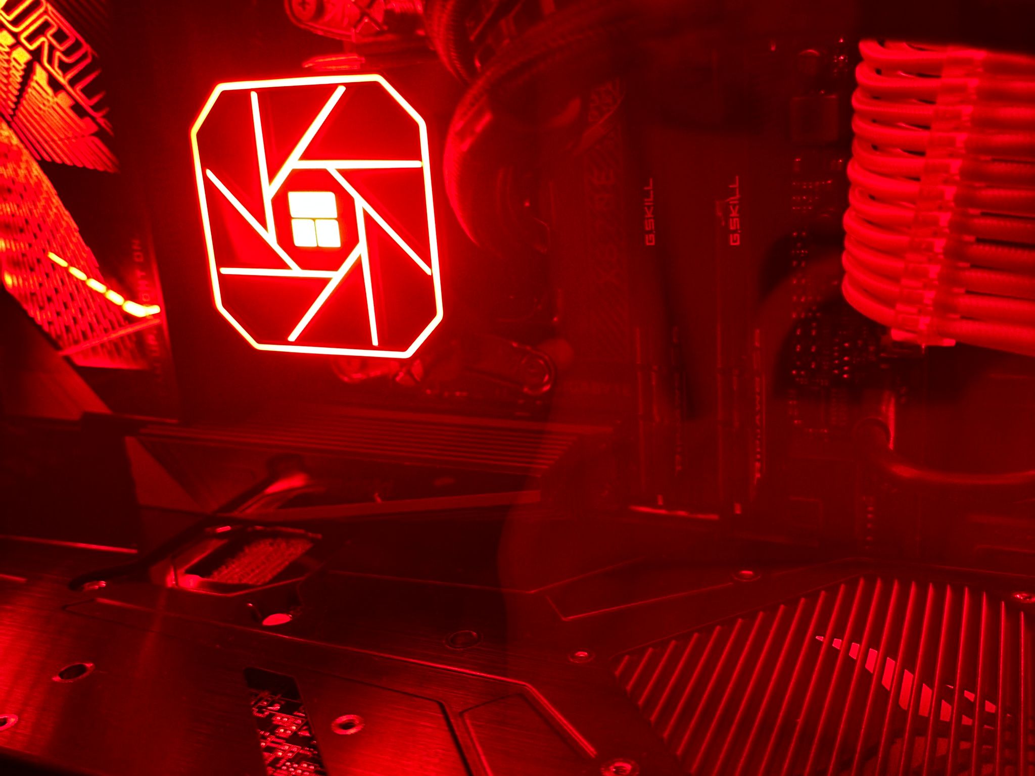 High-End 1440p Gaming PC | 9070XT Red Devil Edition | Ryzen 5 7600X | 100% Set Up & Ready to Play