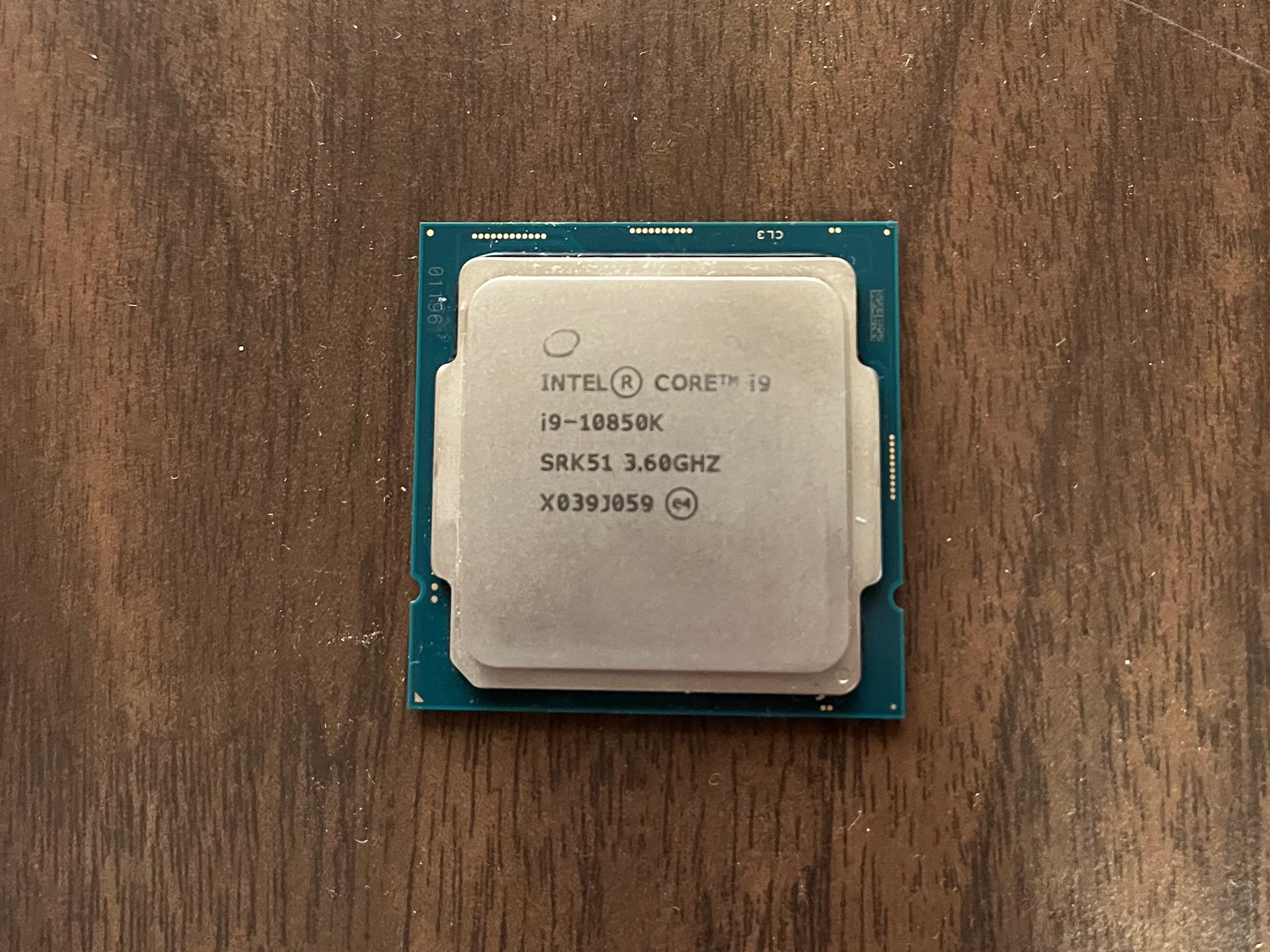 I9-10850K | 10-Core / 20-Thread |