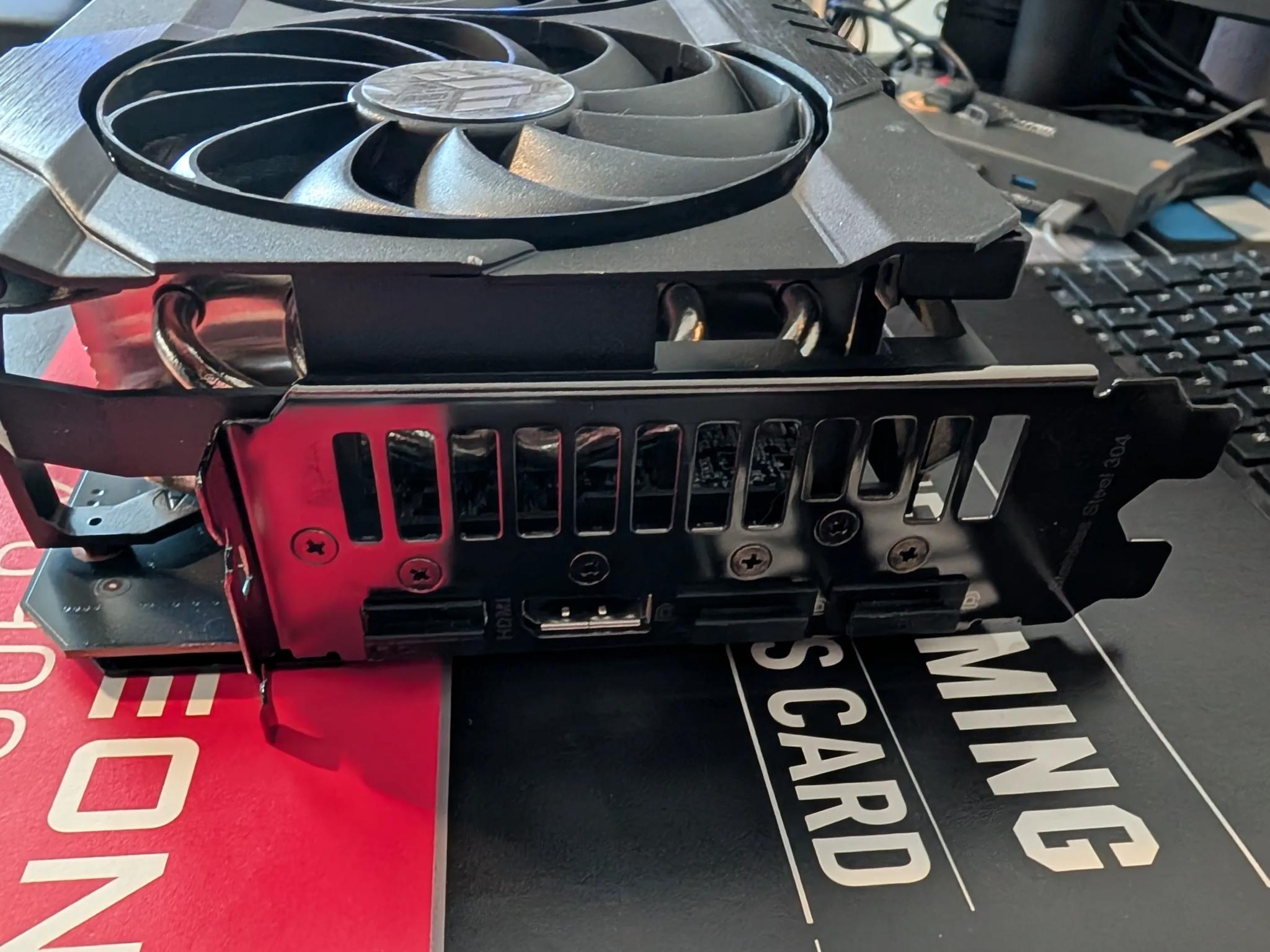ASUS TUF Gaming AMD Radeon RX 6900 XT 16G OC Edition (TUF-RX600XT-O16G-GAMING)