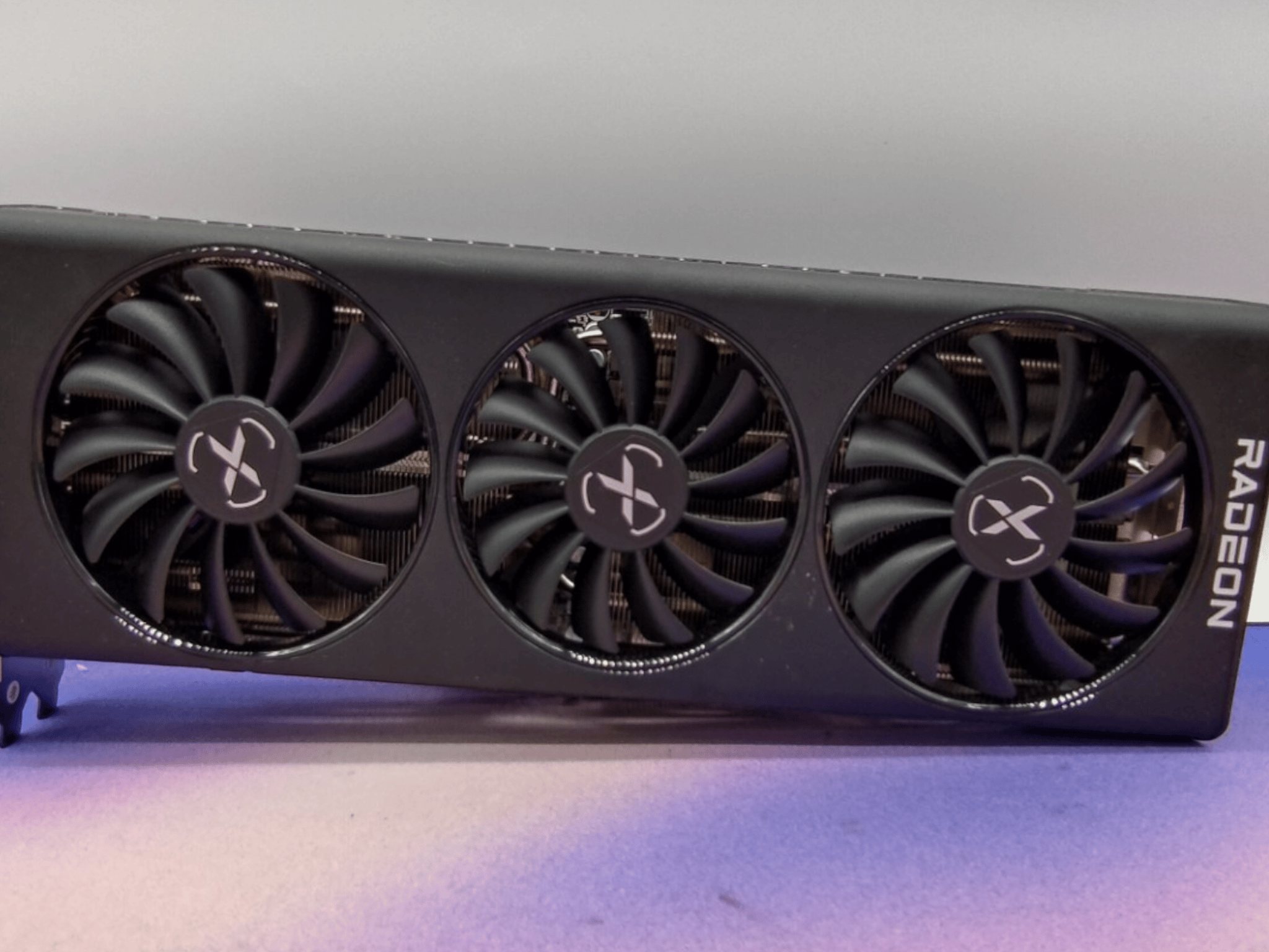 XFX Speedster SWFT319 RX 6800