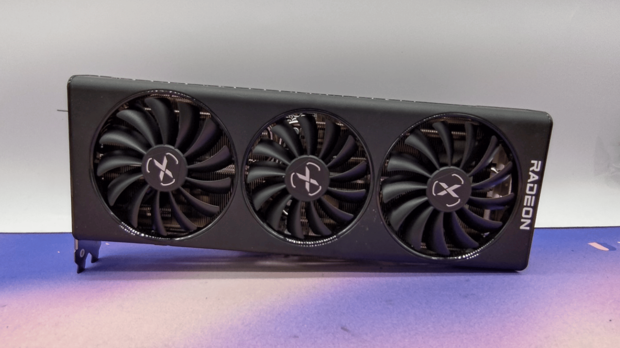 XFX Speedster SWFT319 RX 6800