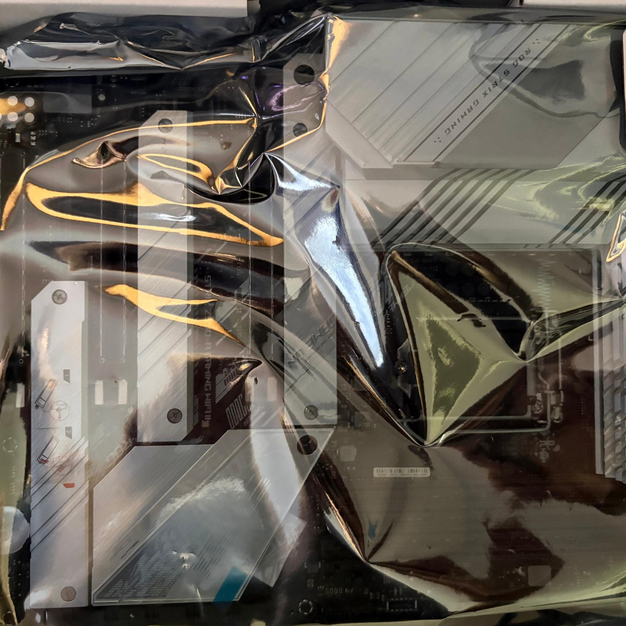 Asus ROG Strix Z590-A Gaming WiFi II (Open Box)