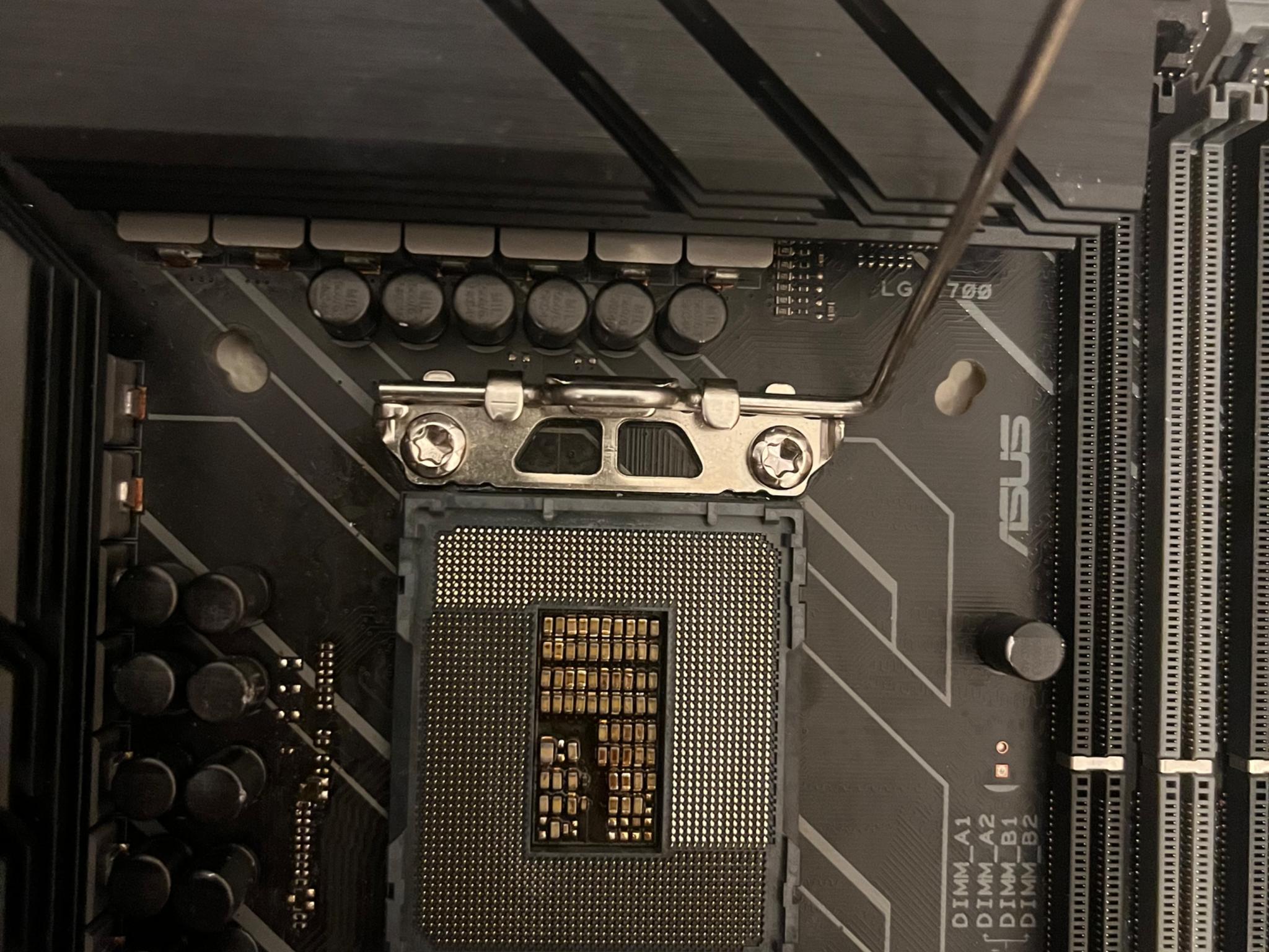 ASUS TUF Gaming Z690-Plus LGA 1700 ATX Motherboard(PCIe 5.0, DDR5, 4xNVMe SSD, Thunderbolt 4)