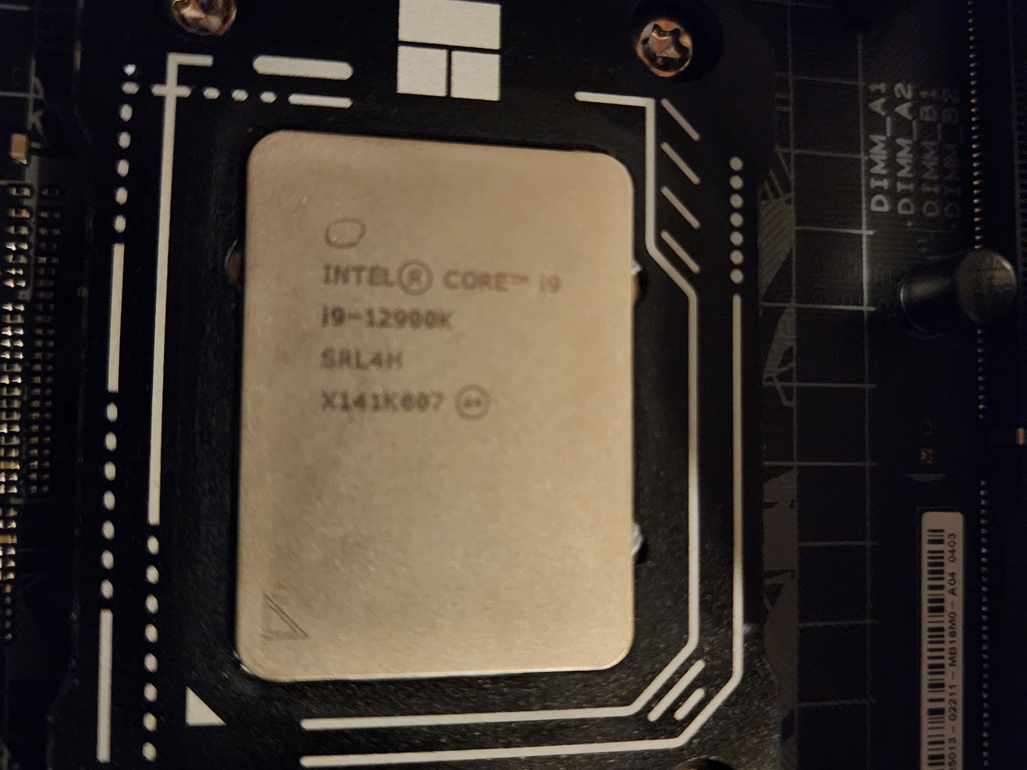 I9-12900K / 64GB DDR5 RAM / Z690 WiFi Mobo
