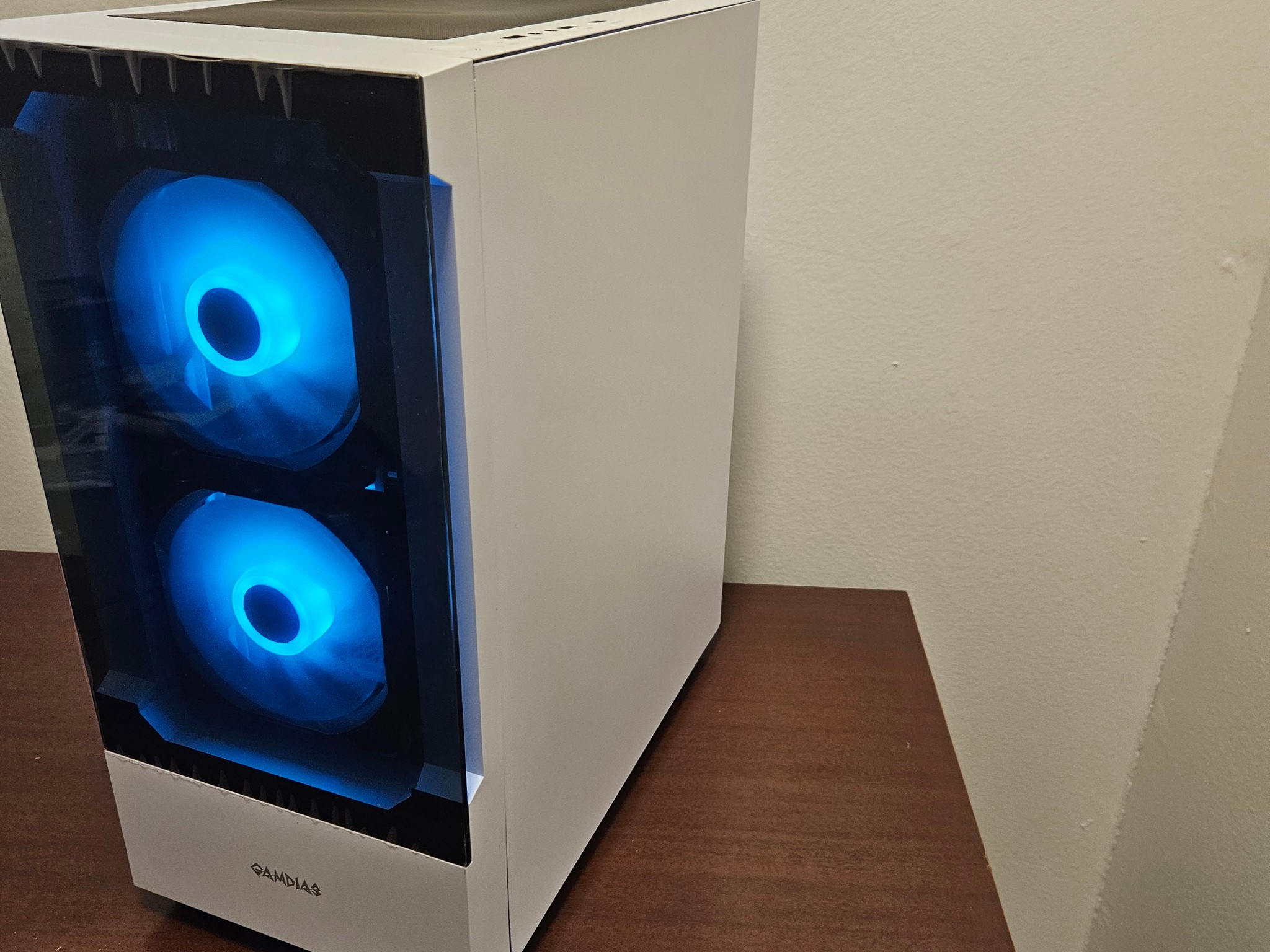 RX 9070 XT 16gb Ryzen 7800x3d 32gb ddr5 1tb SSD Gaming PC