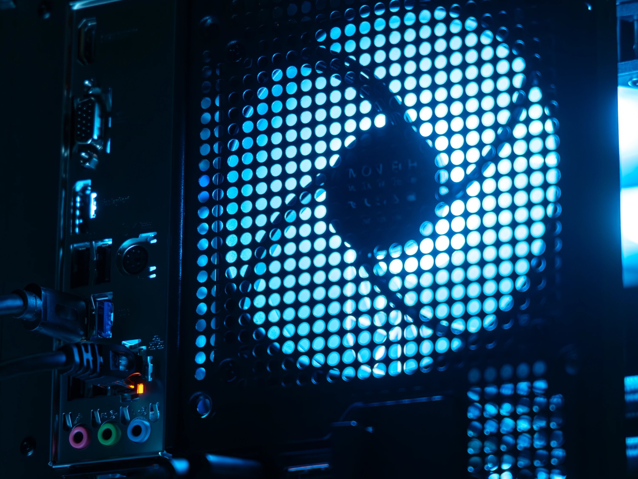 🐺 Cerberus 🐺 AMD RX 5700 XT / Intel Core i5-12500 / 1TB NVME / 32GB Ram / 240 AIO / Windows 11 Pro